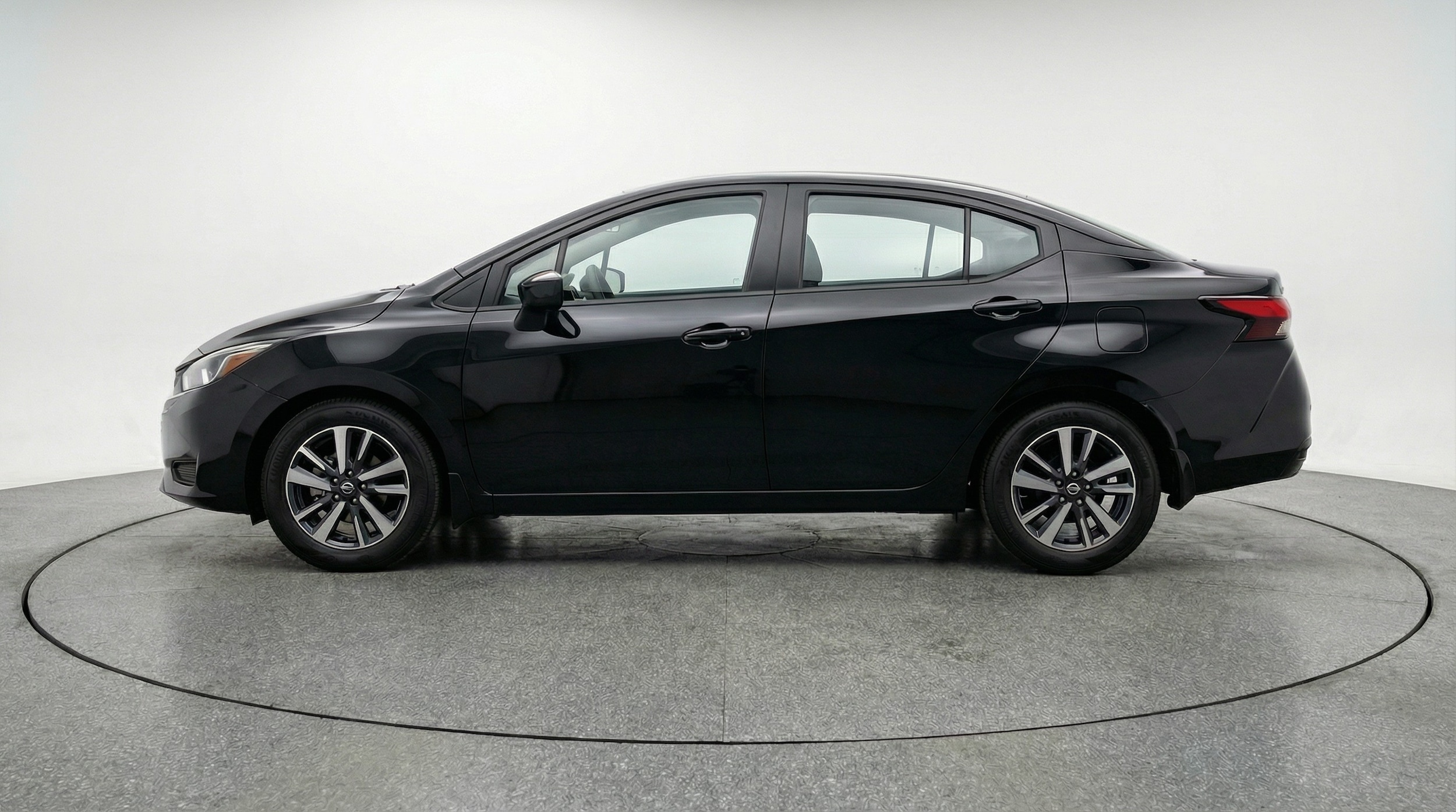 Thumbnail: 2025 Nissan Versa - 4