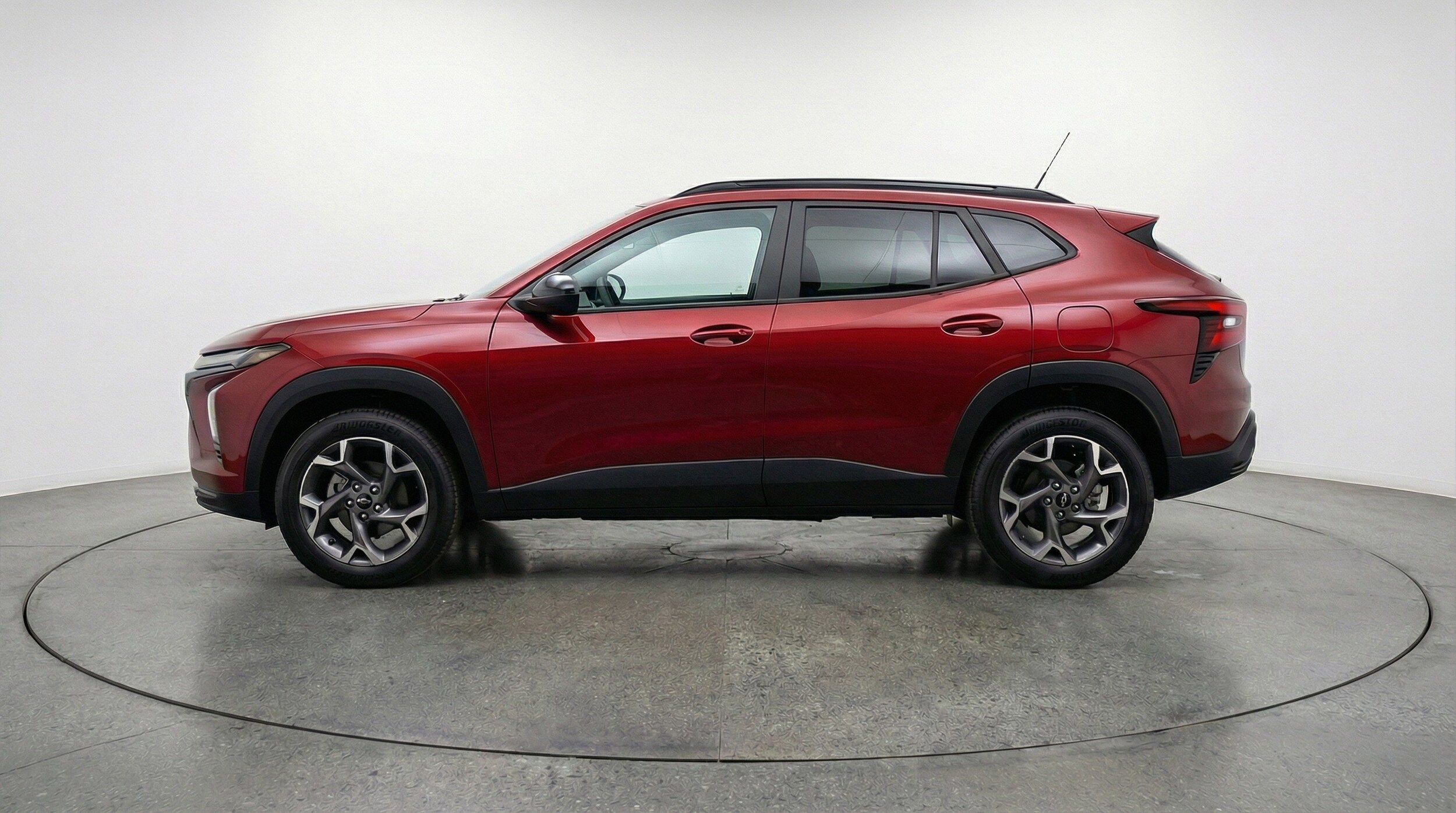 Thumbnail: 2025 Chevrolet Trax - 5