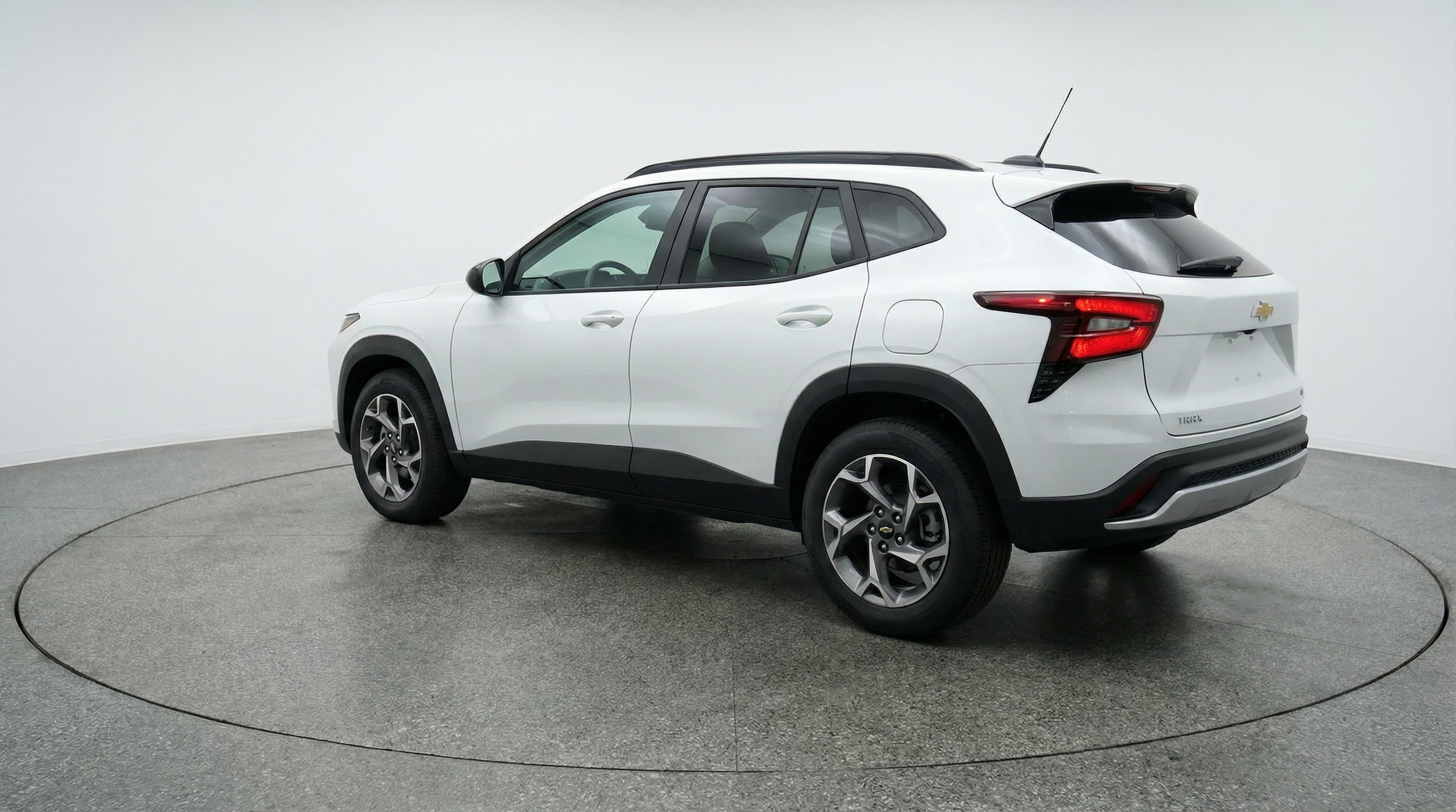 Thumbnail: 2025 Chevrolet Trax - 5