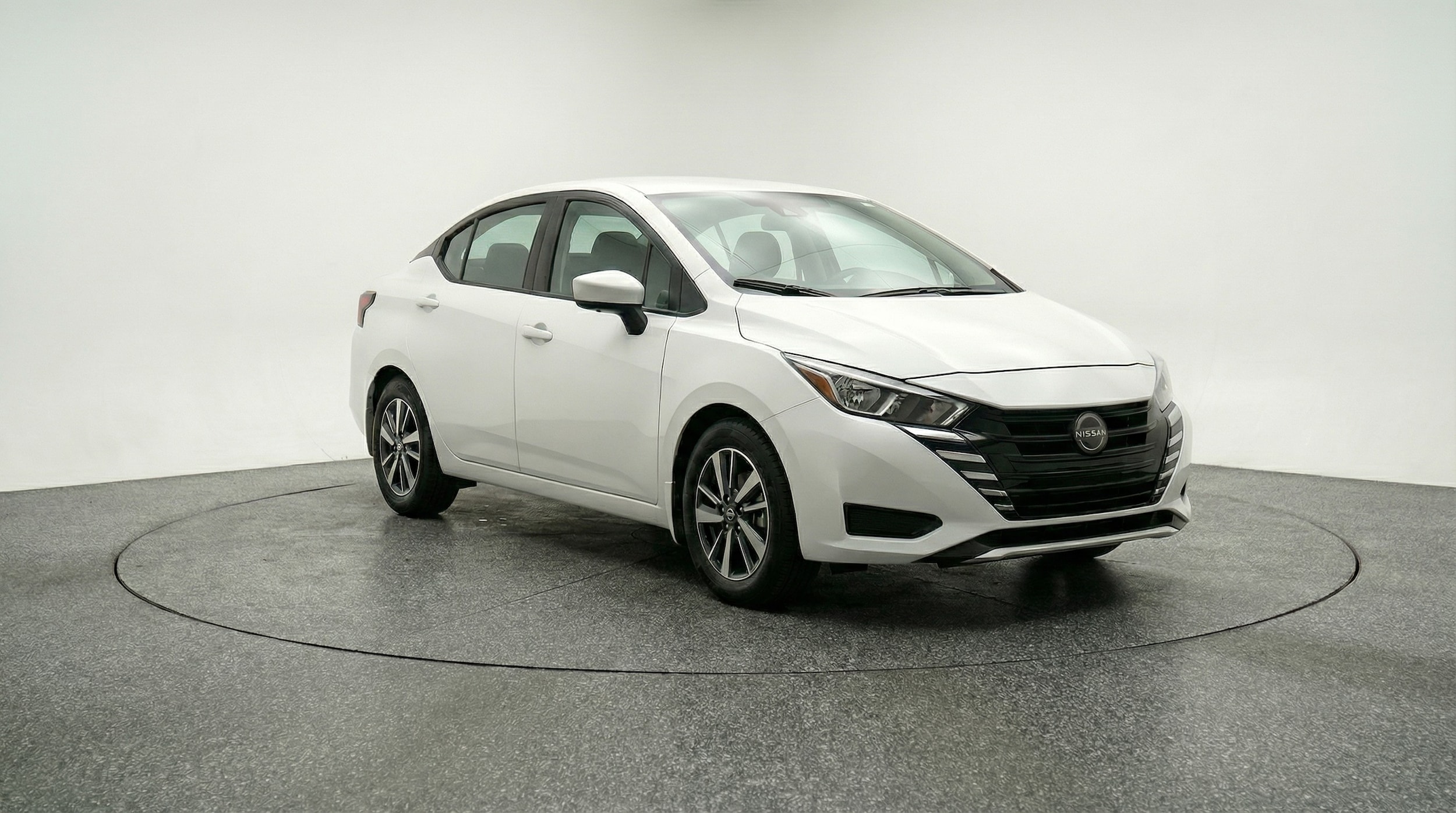 2025 Nissan Versa SV FWD