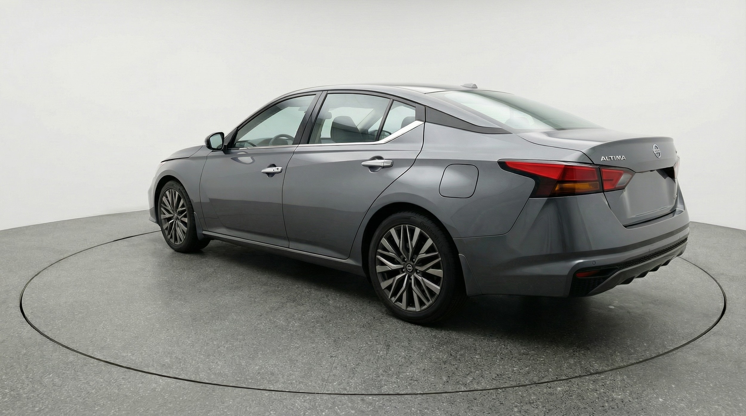 Thumbnail: 2025 Nissan Altima - 5