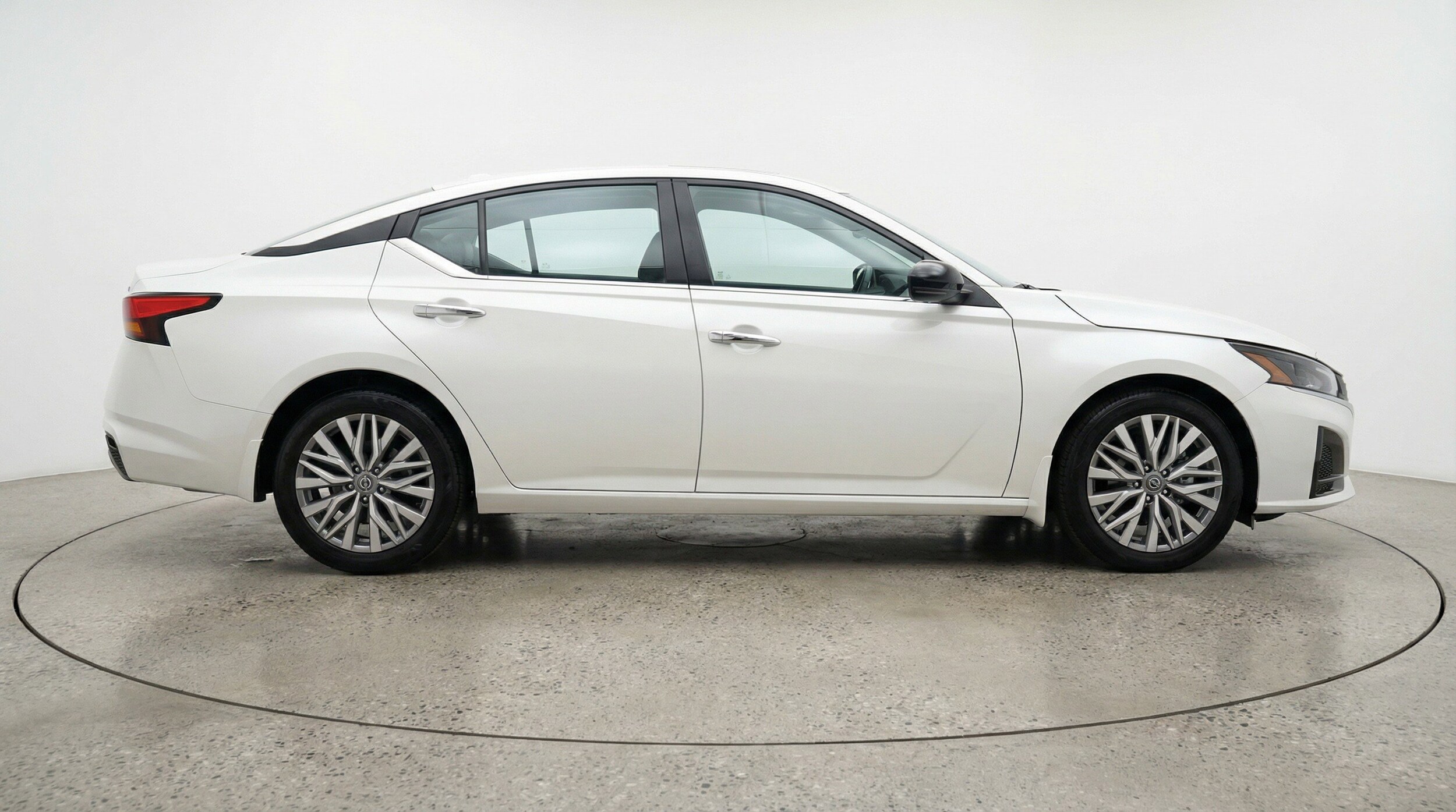 Thumbnail: 2025 Nissan Altima - 11