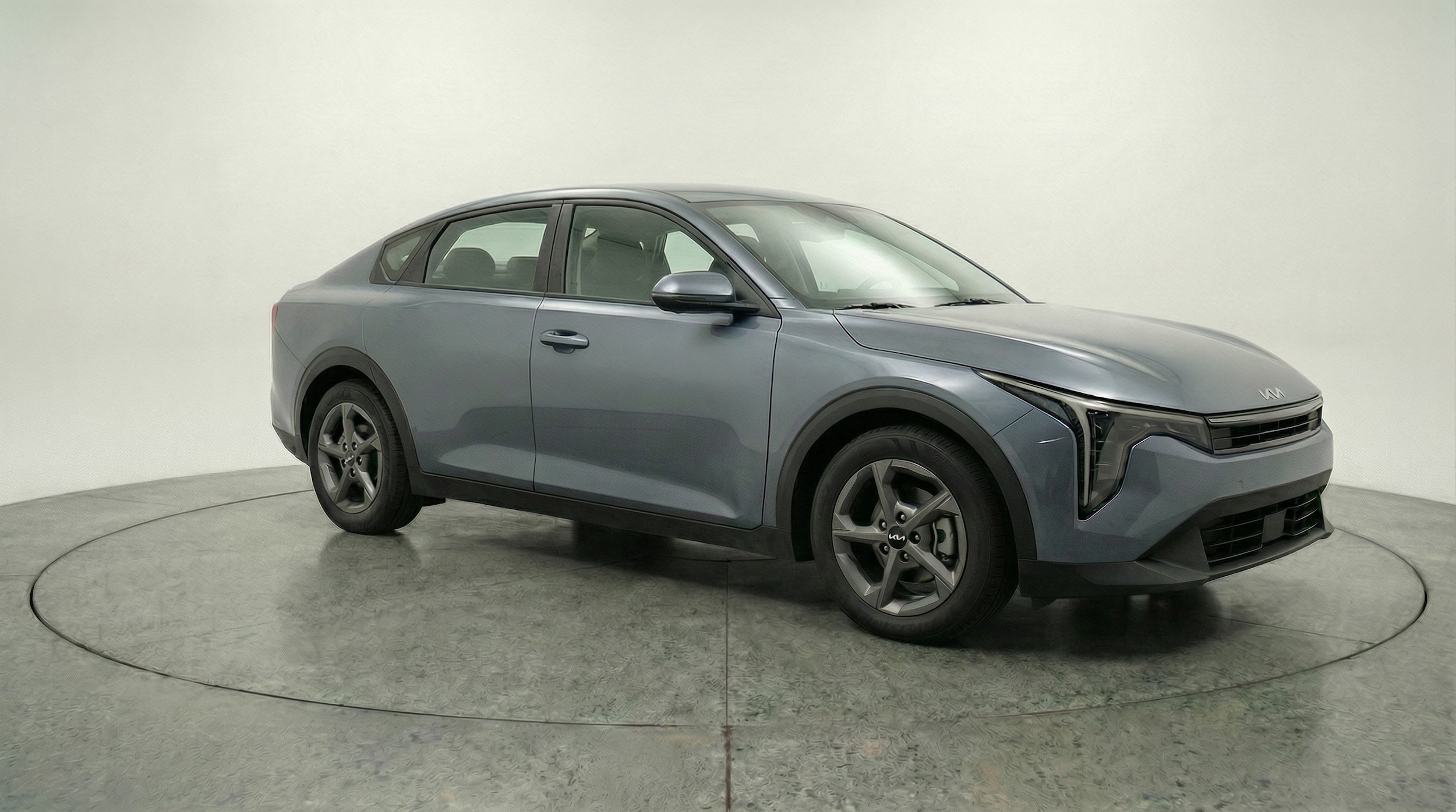 Thumbnail: 2025 Kia K4 - 1