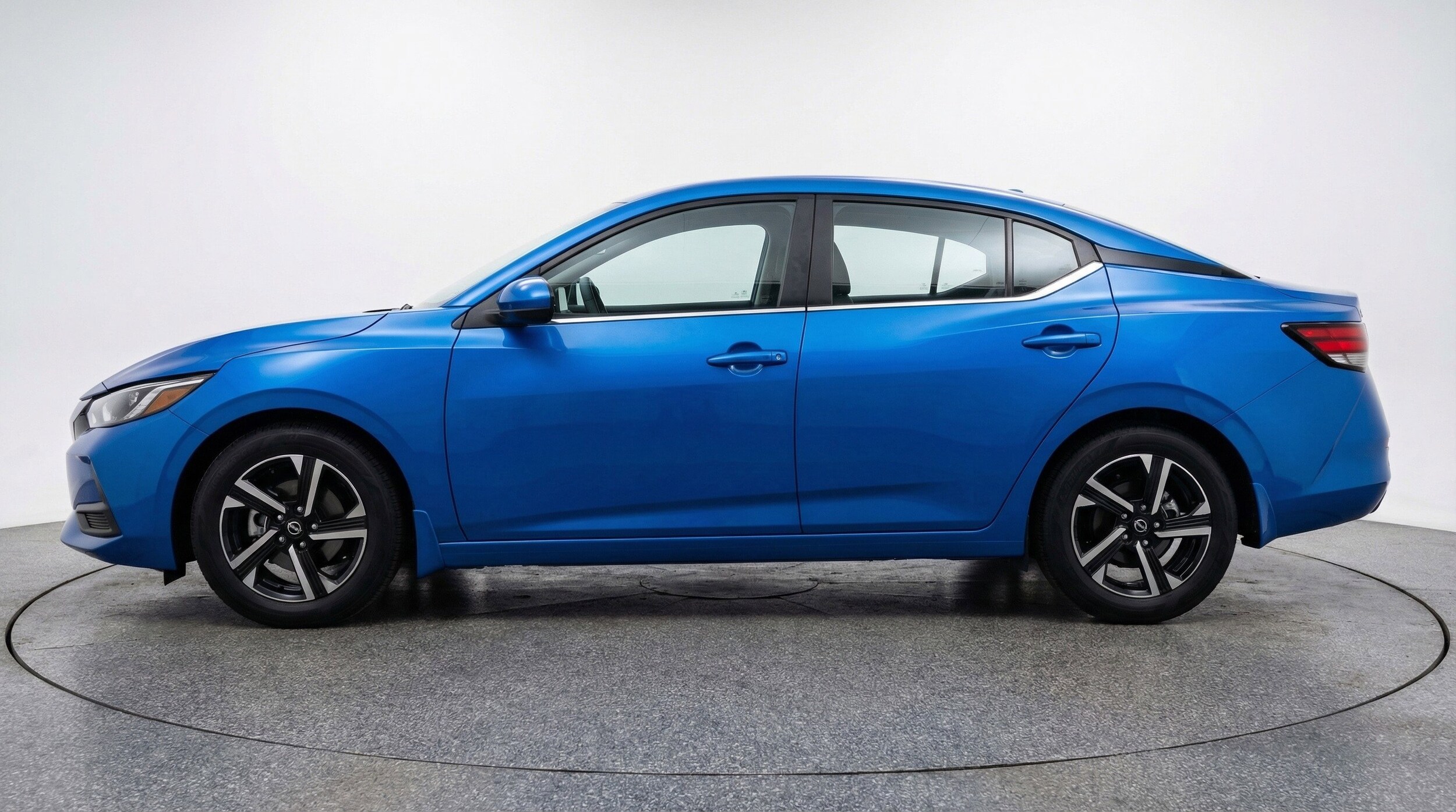 Thumbnail: 2025 Nissan Sentra - 5