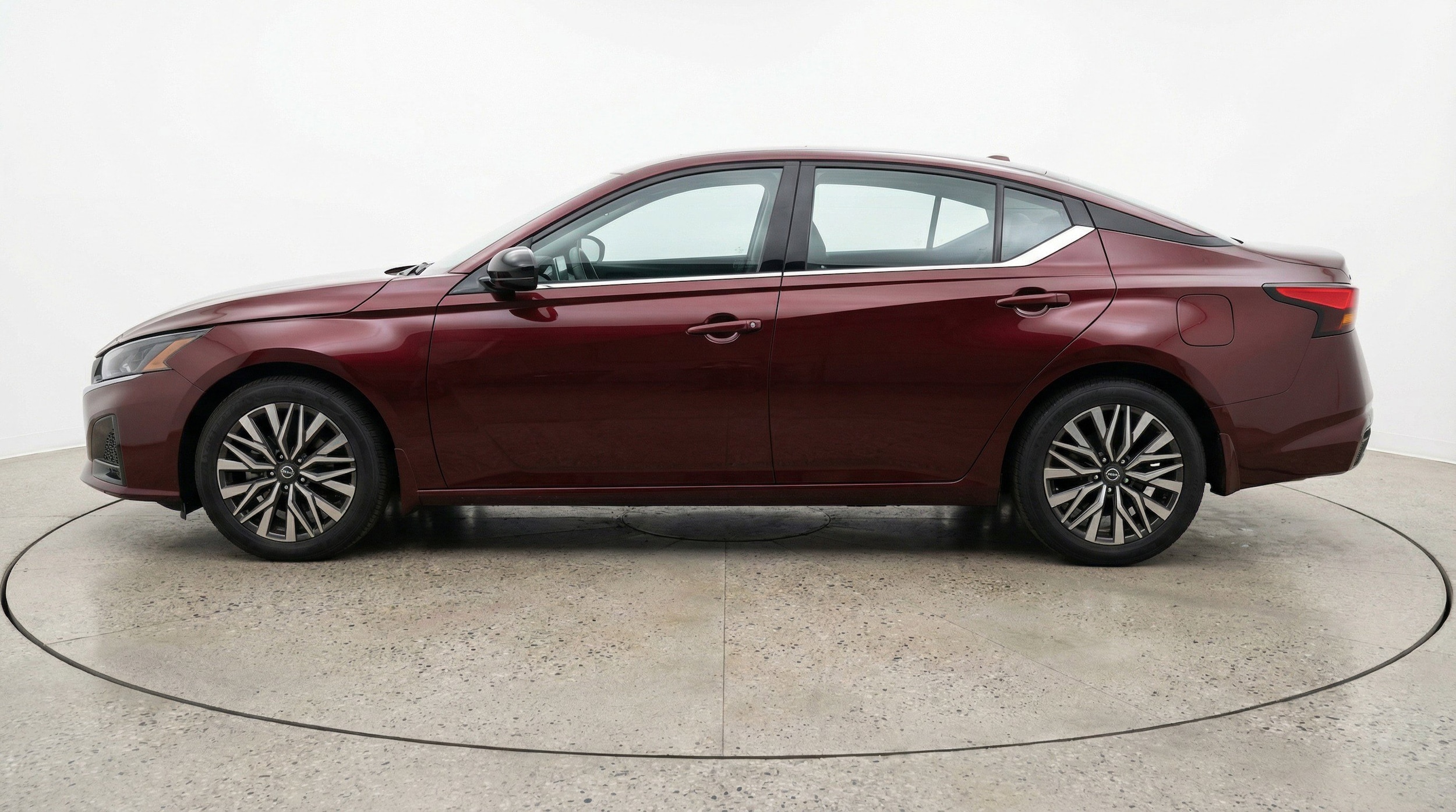 Thumbnail: 2025 Nissan Altima - 5