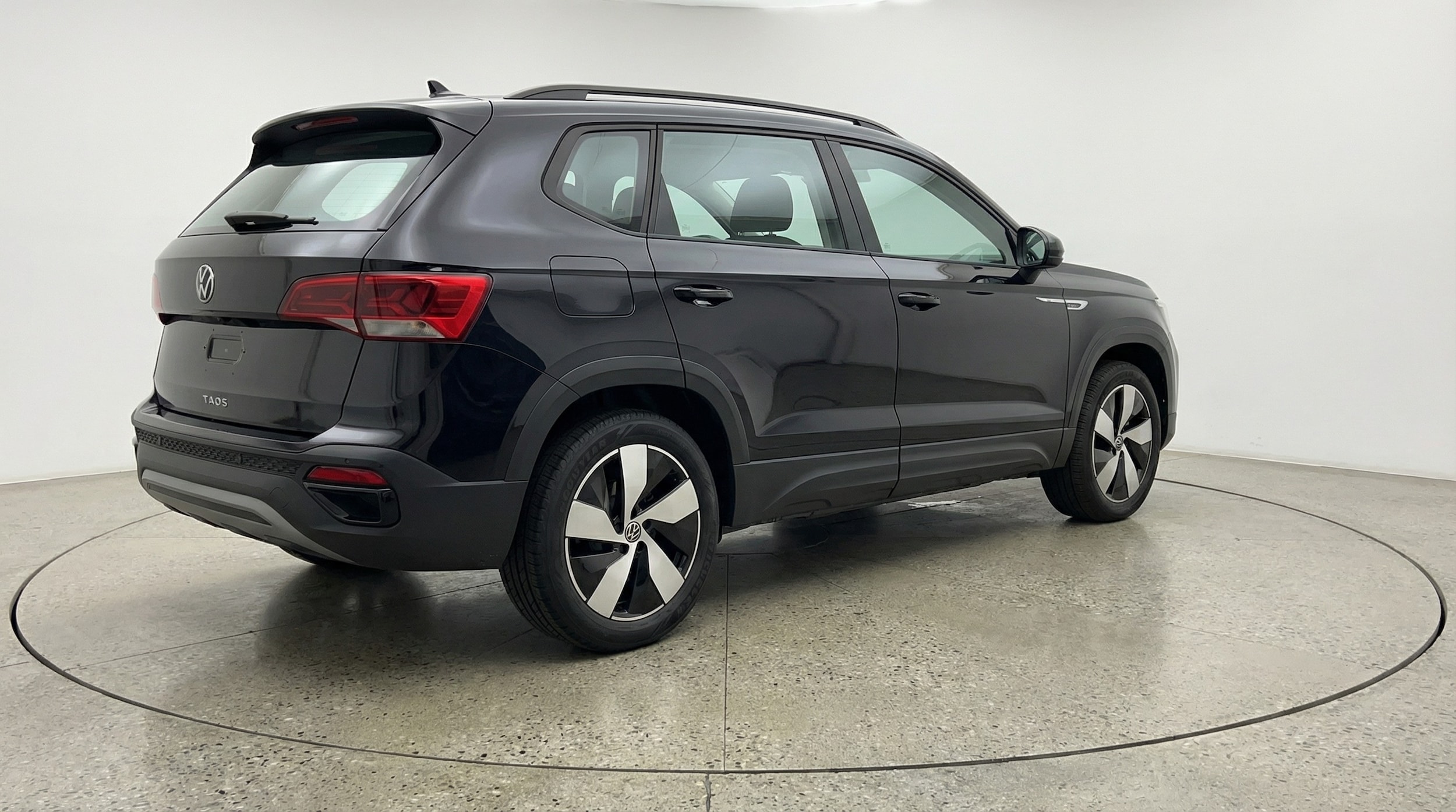 Thumbnail: 2025 Volkswagen Taos - 7