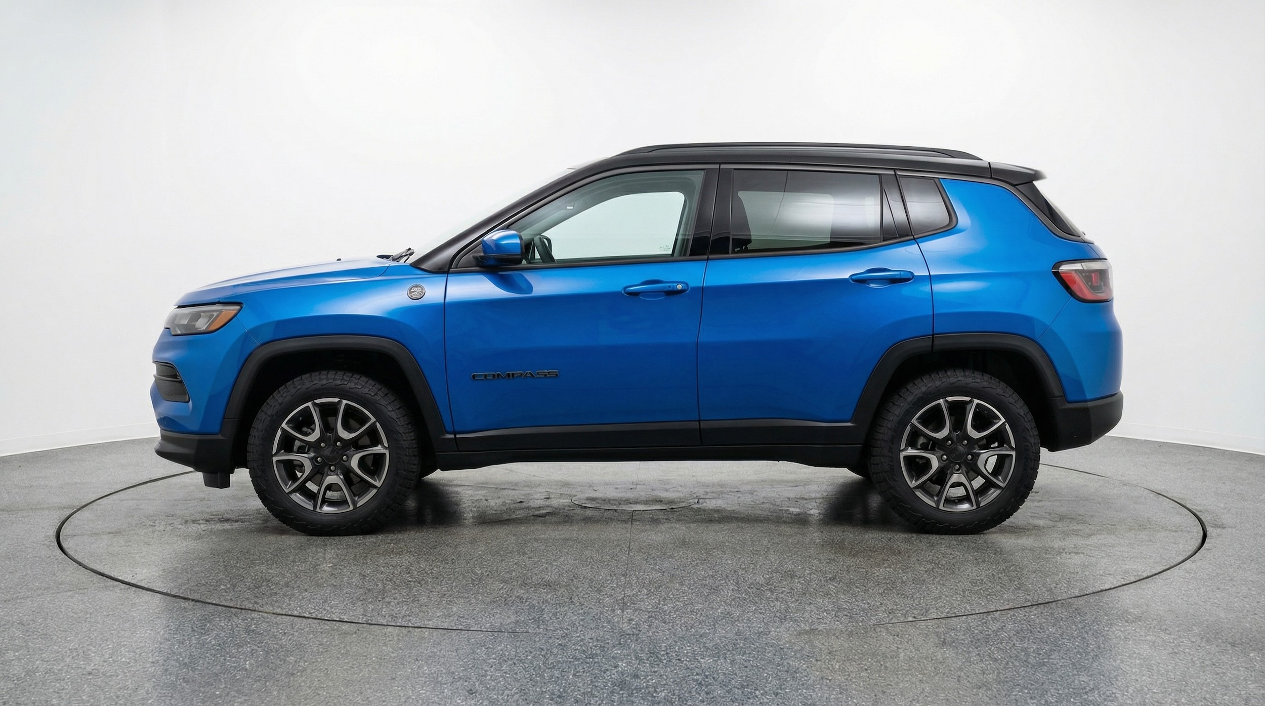 Thumbnail: 2025 Jeep Compass - 4