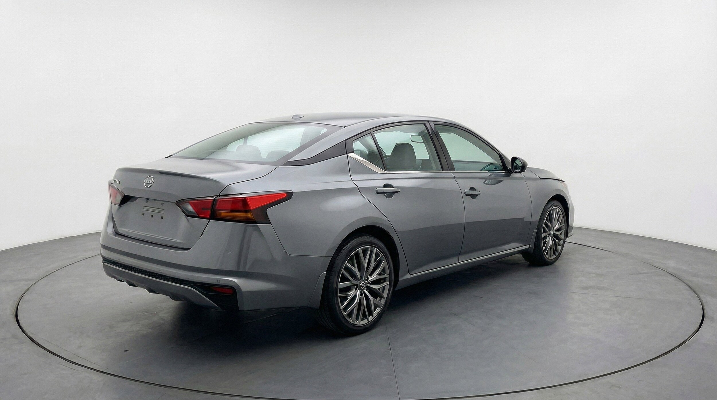 Thumbnail: 2025 Nissan Altima - 9