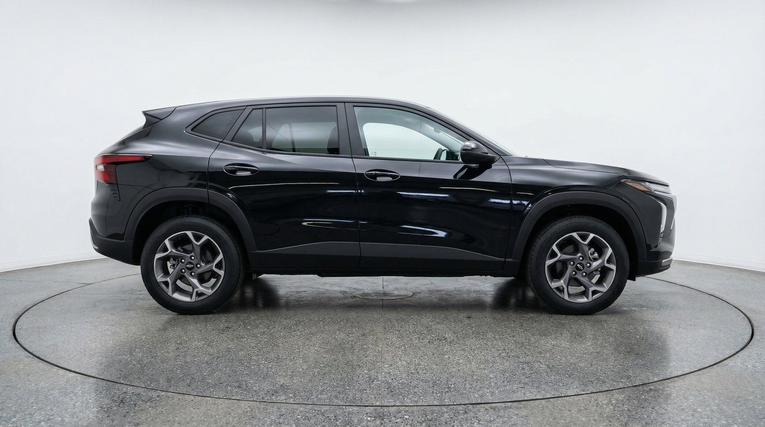 Thumbnail: 2025 Chevrolet Trax - 11