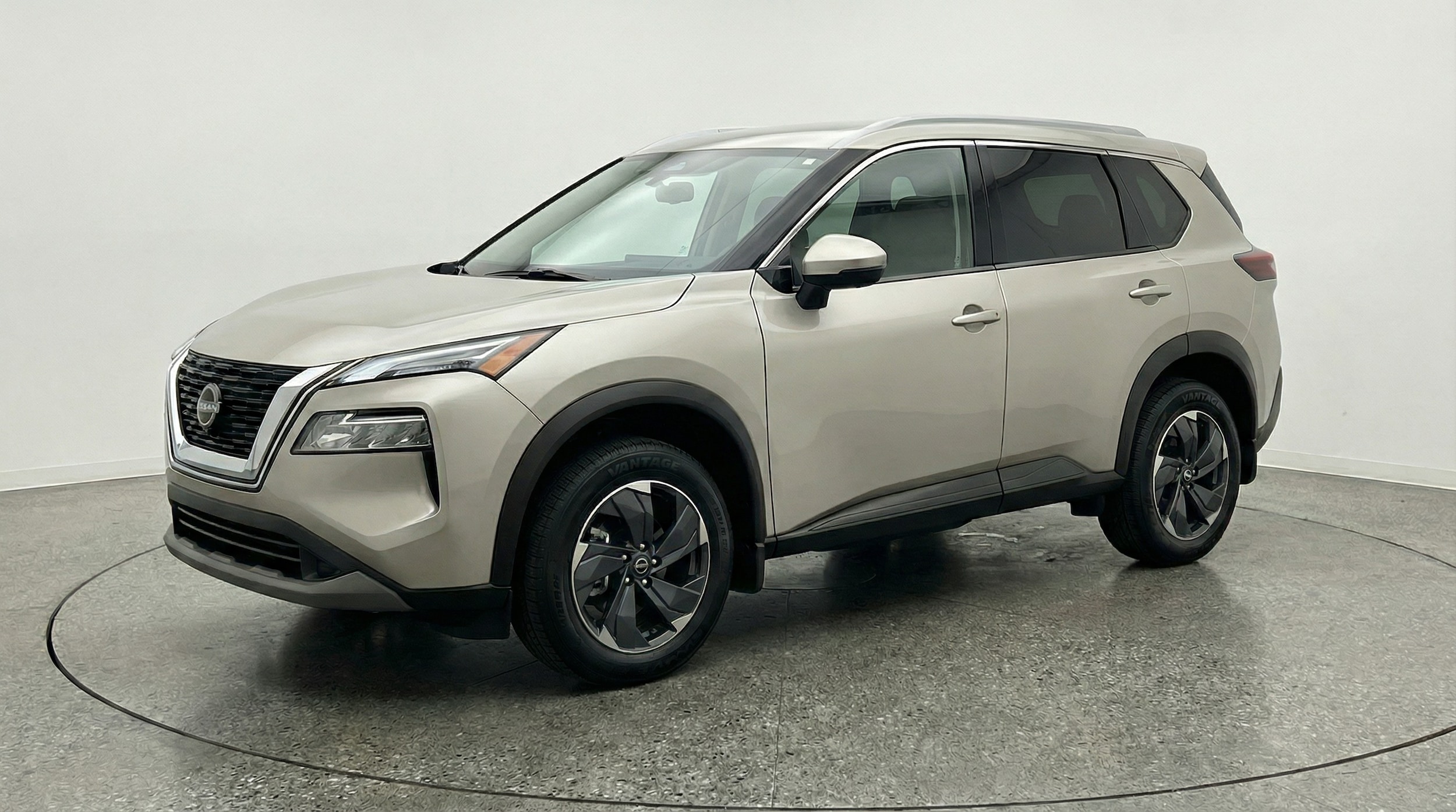 Thumbnail: 2025 Nissan Rogue - 3