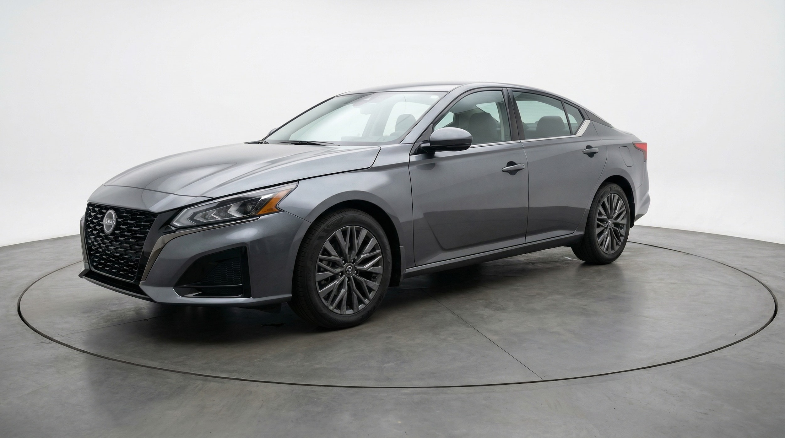 Thumbnail: 2025 Nissan Altima - 3