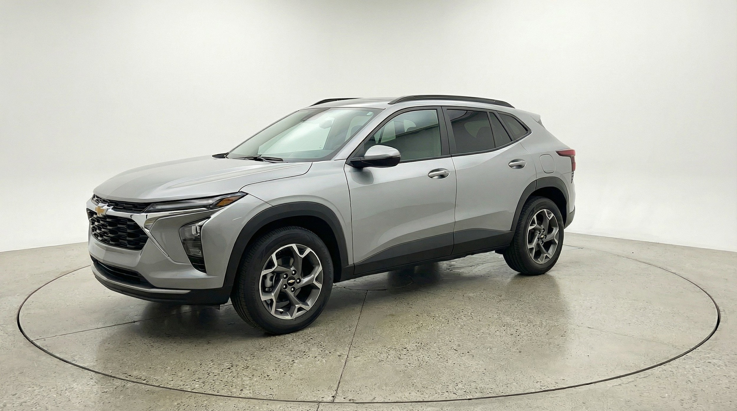 Thumbnail: 2025 Chevrolet Trax - 3