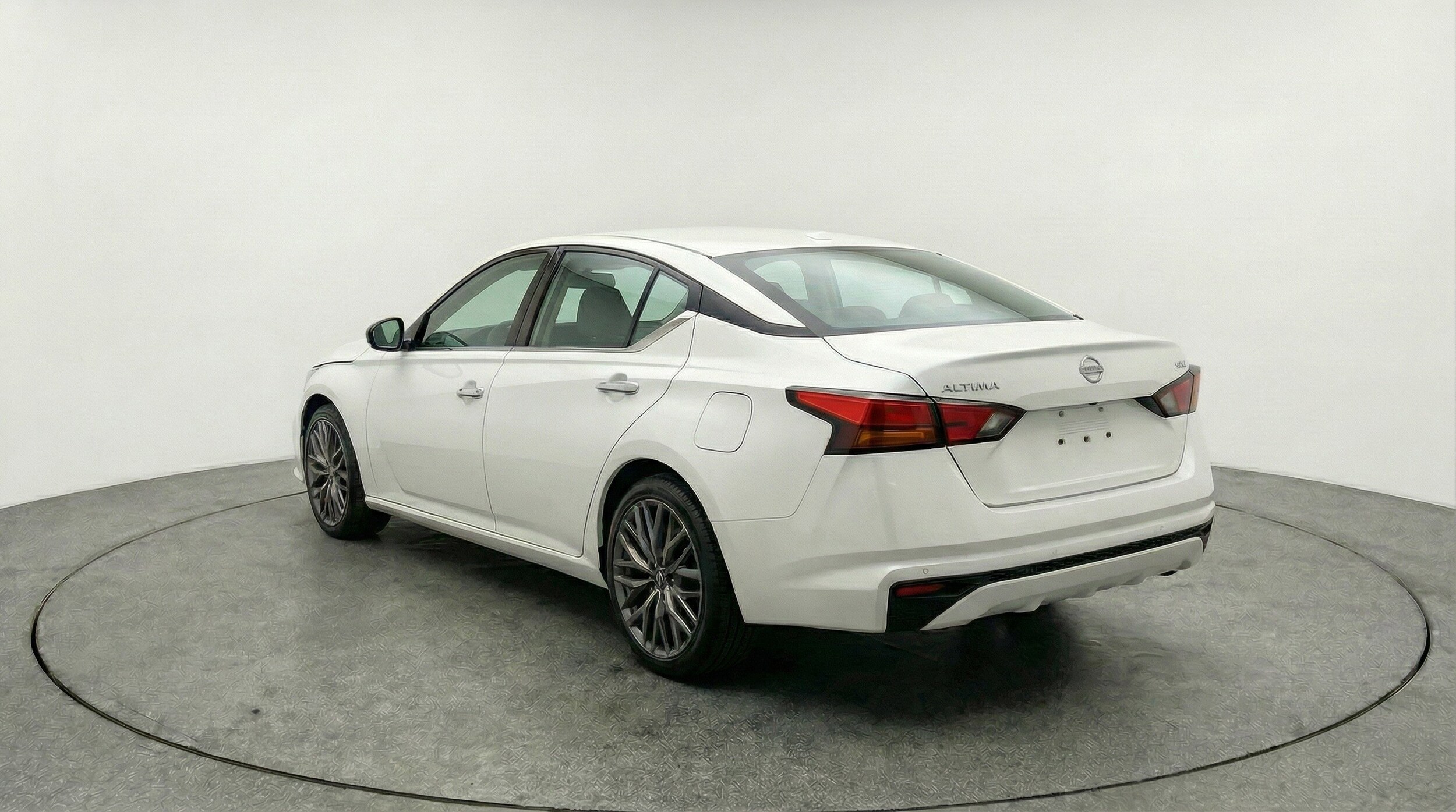 Thumbnail: 2025 Nissan Altima - 6