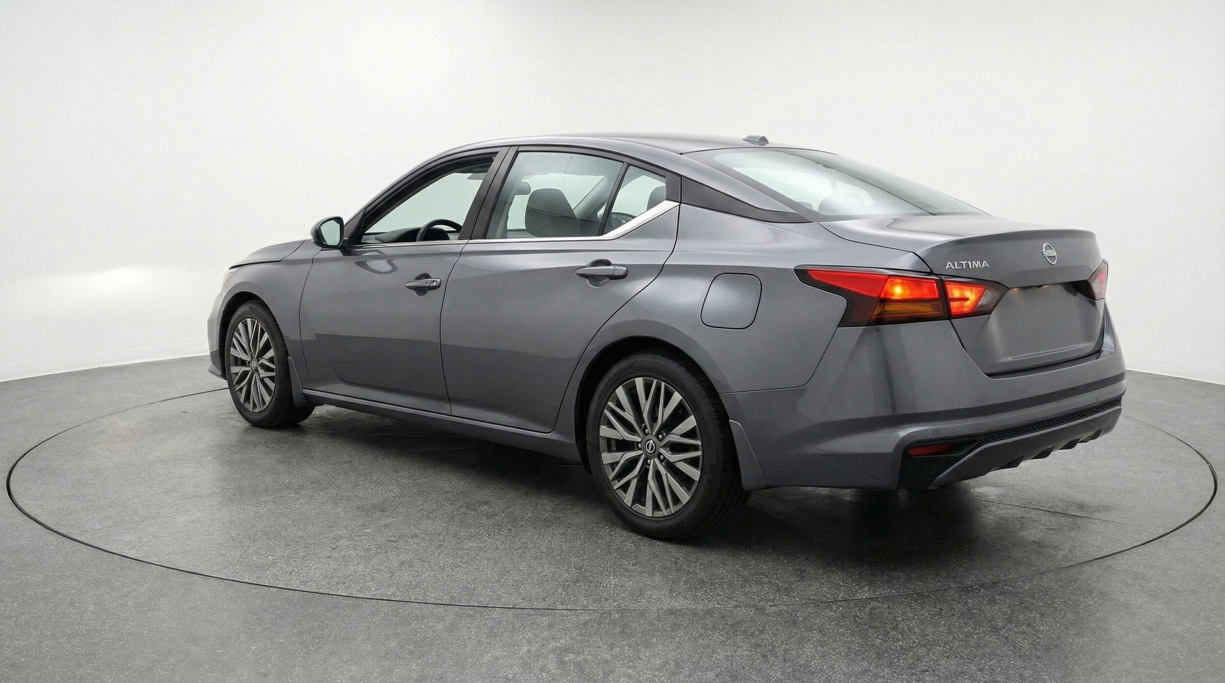 Thumbnail: 2025 Nissan Altima - 6