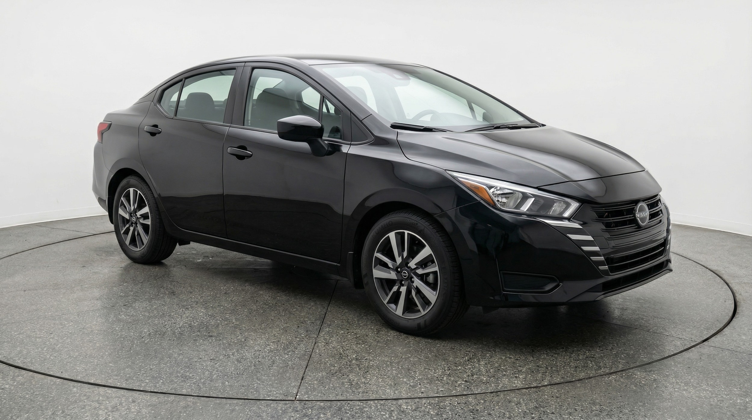 2025 Nissan Versa Sedan SV