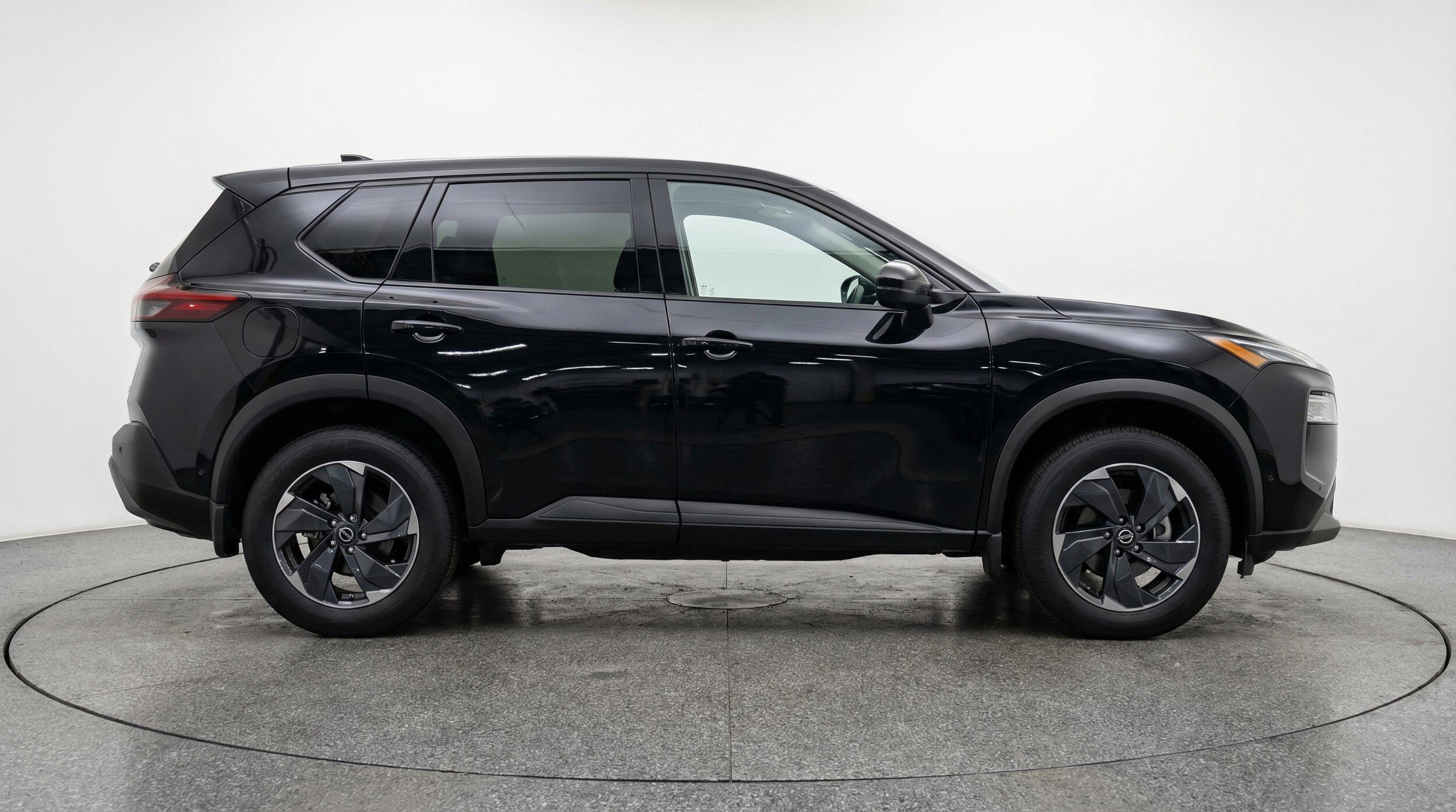 Thumbnail: 2025 Nissan Rogue - 11