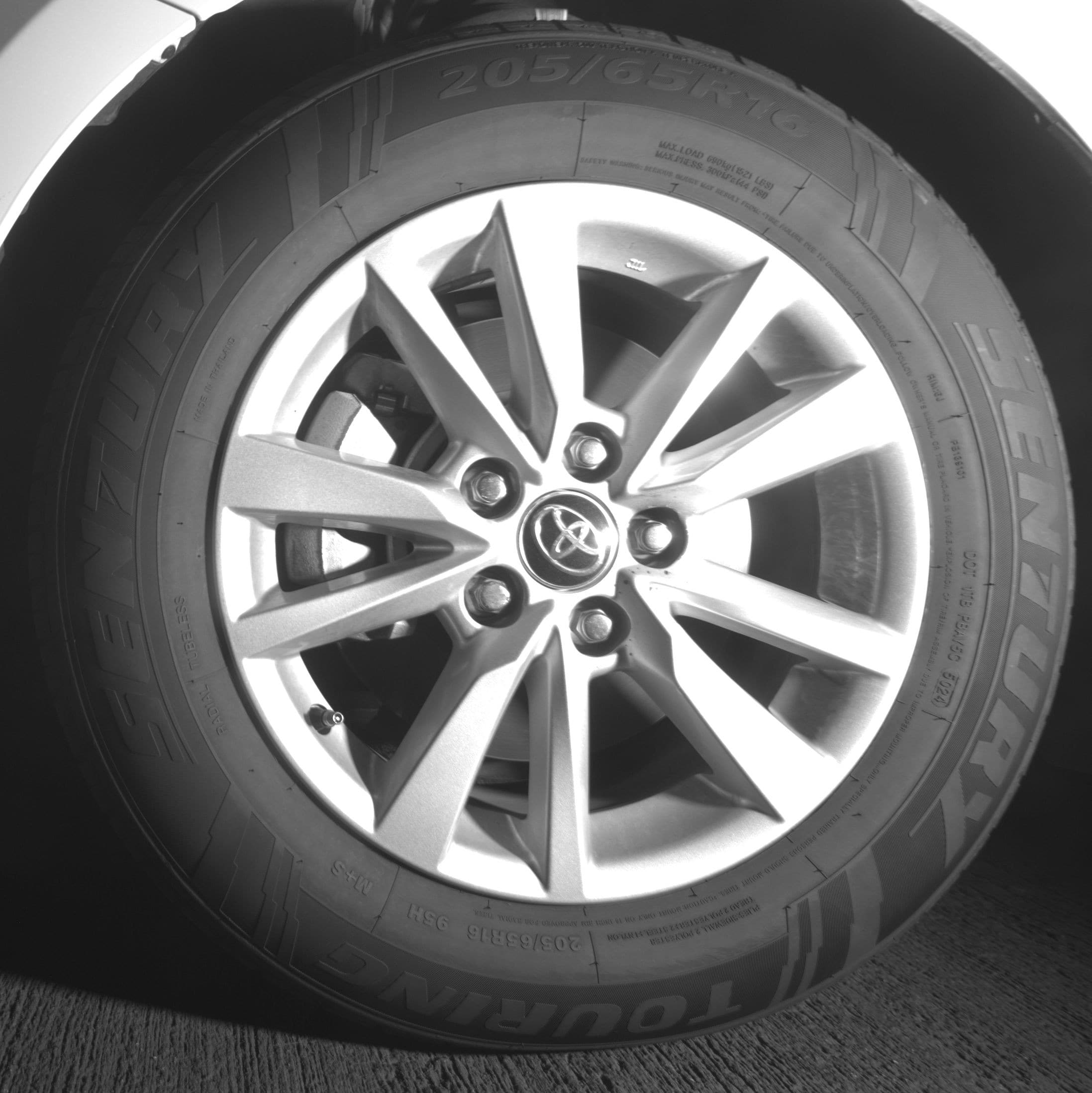 Thumbnail: 2025 Toyota Camry - 9