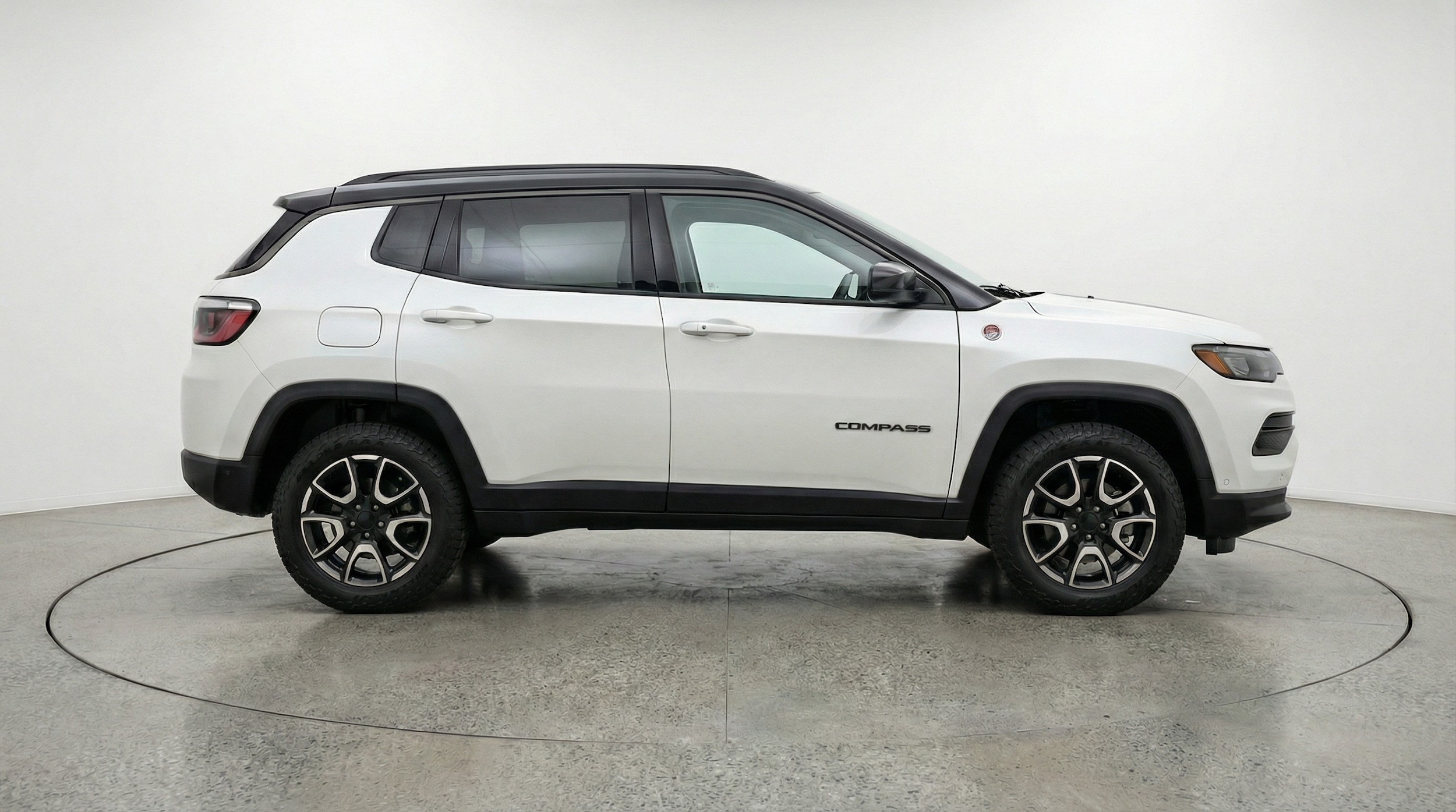Thumbnail: 2025 Jeep Compass - 8
