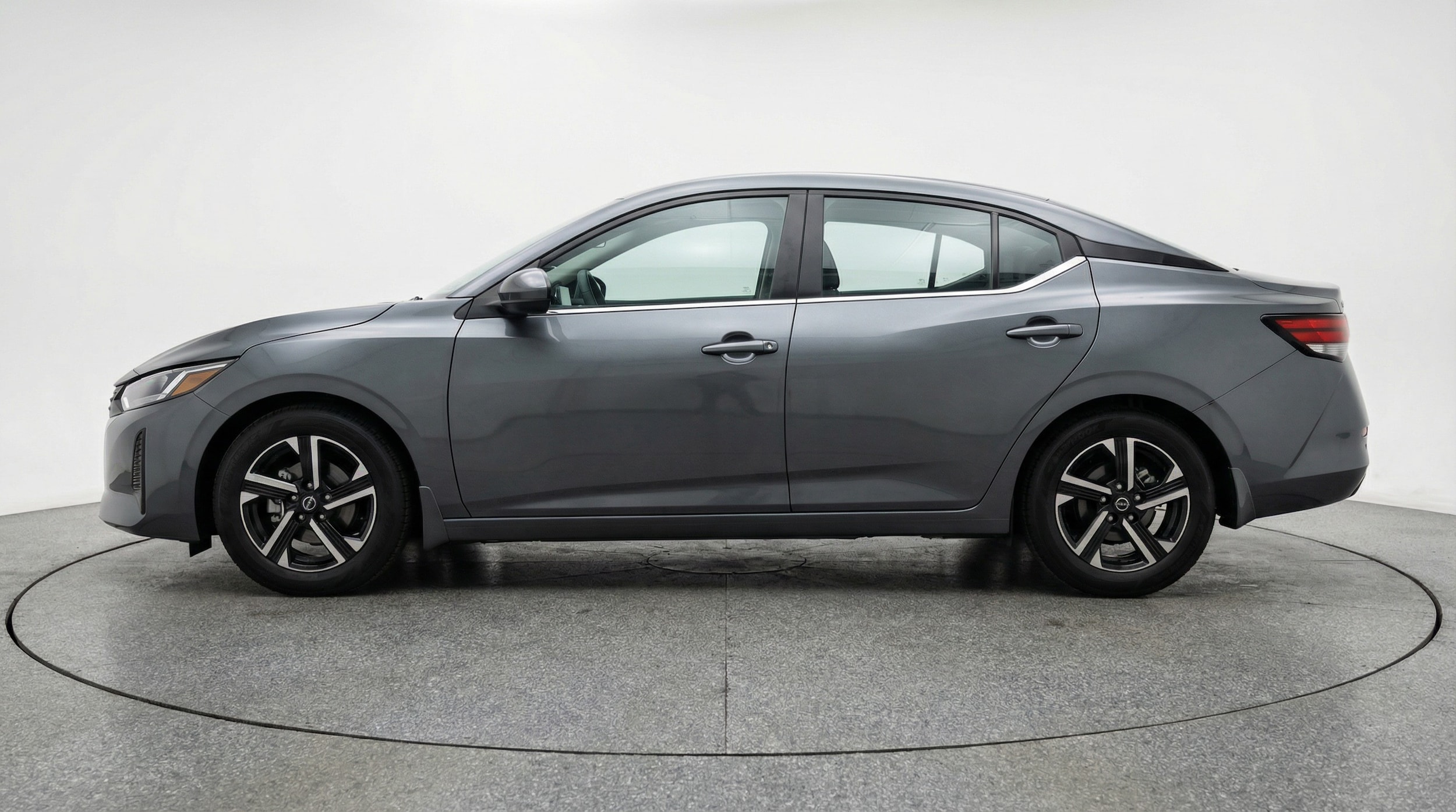 Thumbnail: 2025 Nissan Sentra - 4