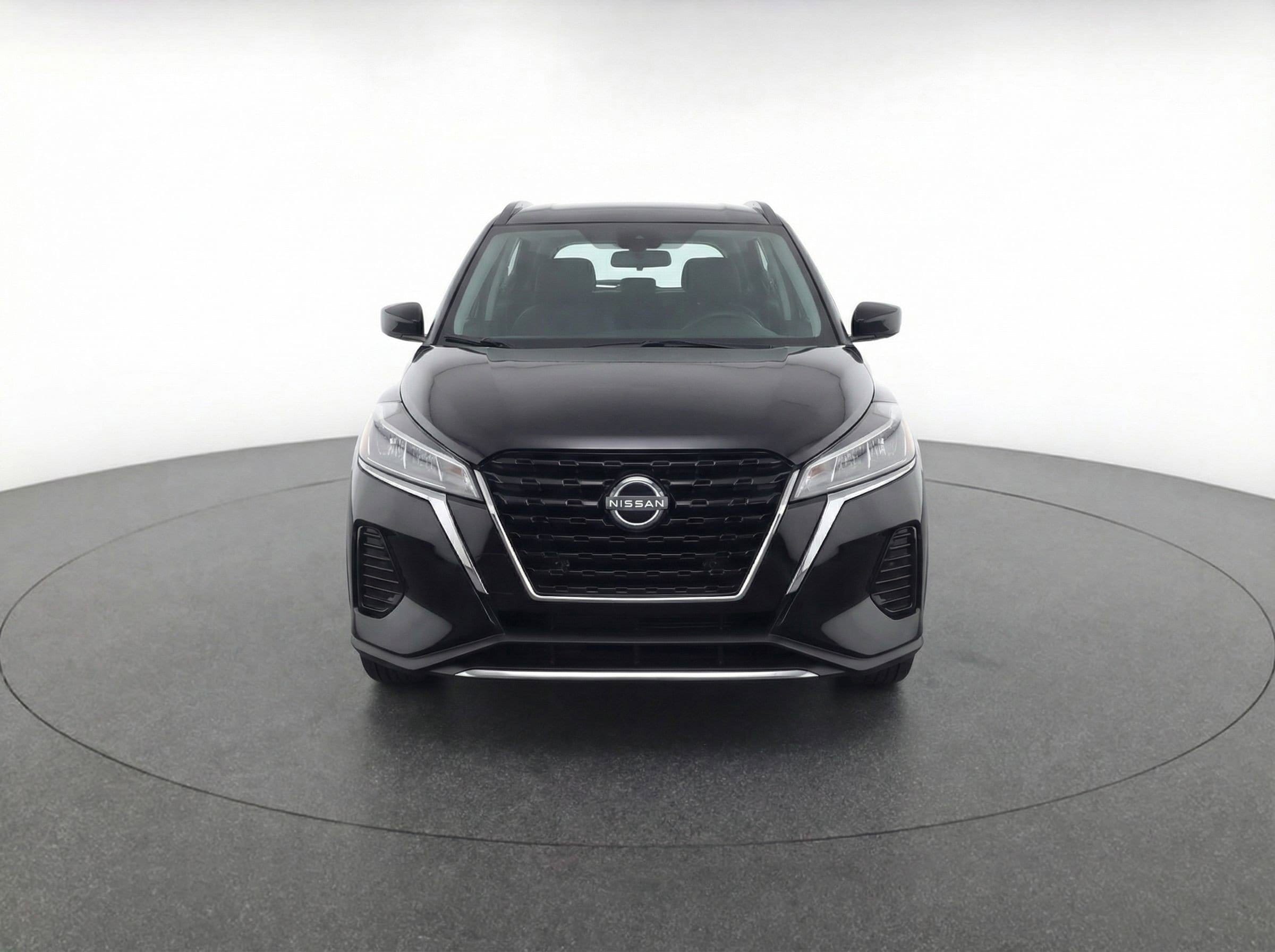 Thumbnail: 2025 Nissan Kicks - 2