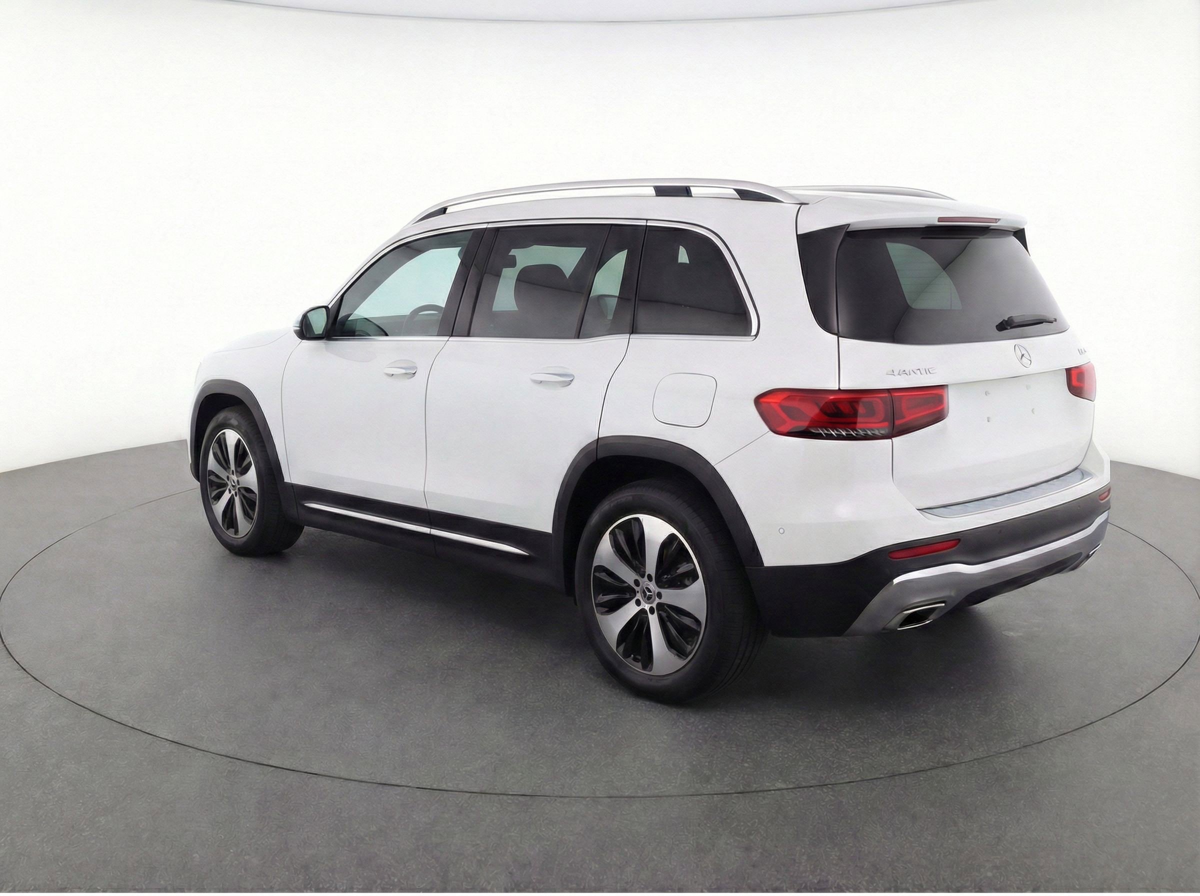 Thumbnail: 2025 Mercedes-Benz GLB - 6