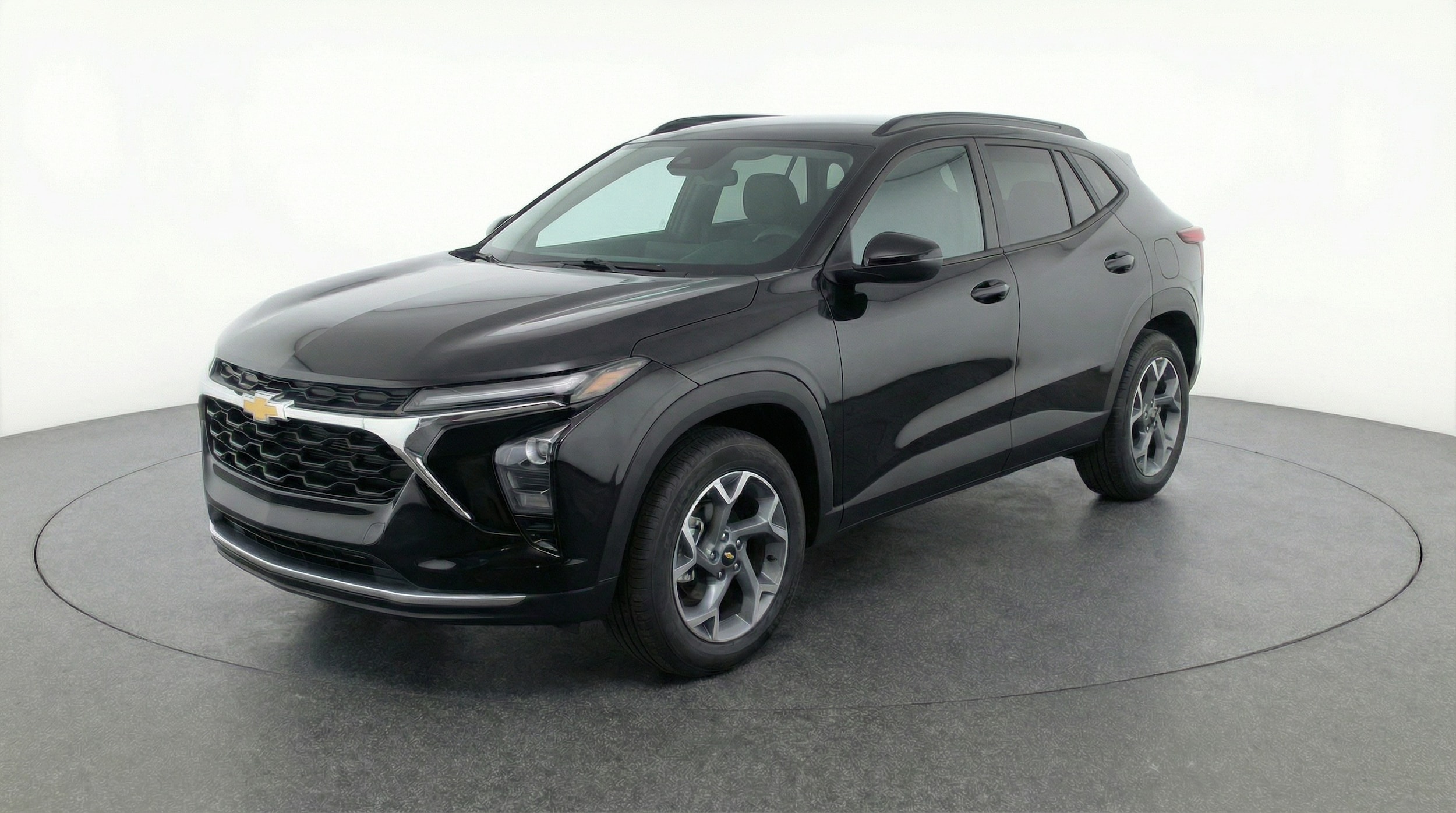 Thumbnail: 2025 Chevrolet Trax - 3