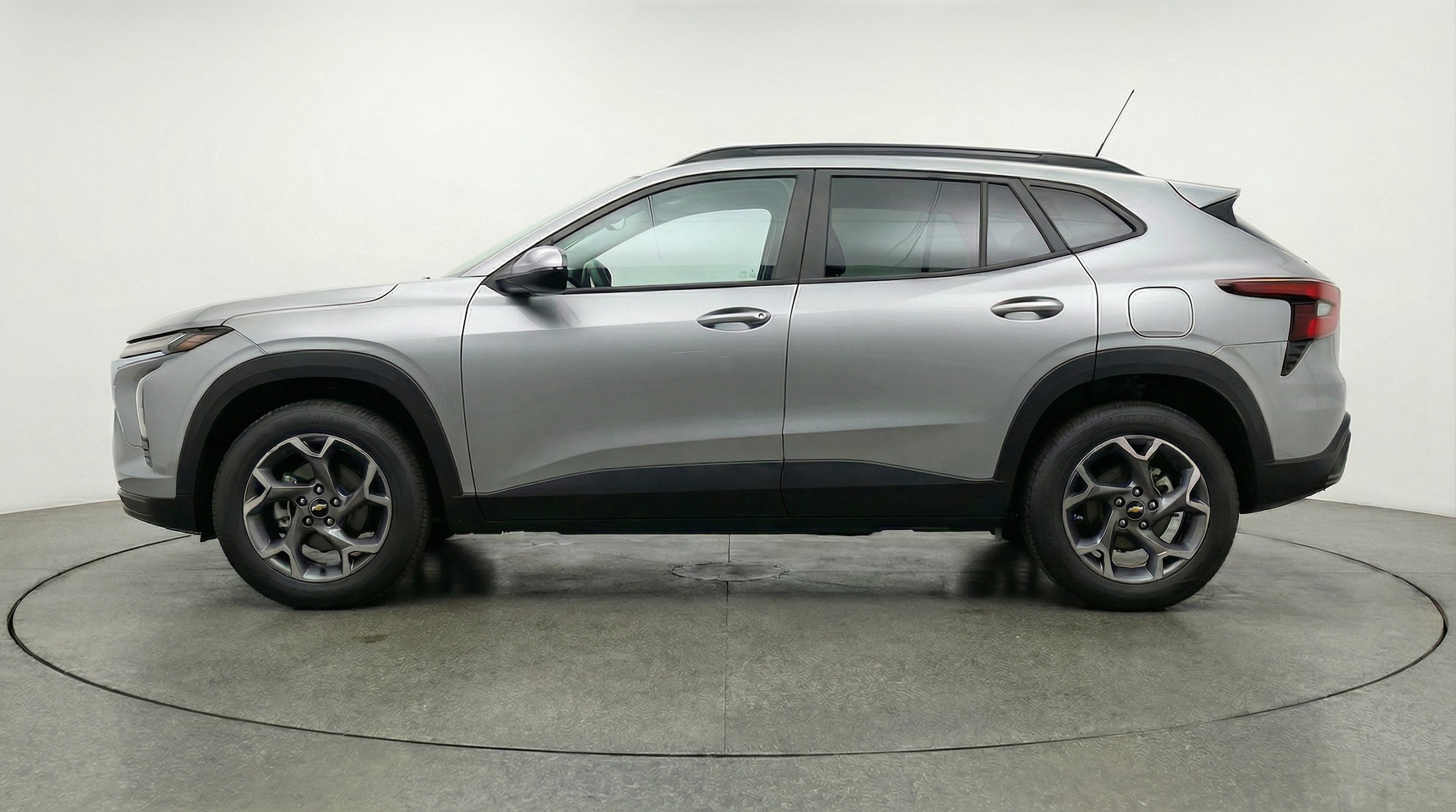 Thumbnail: 2025 Chevrolet Trax - 4