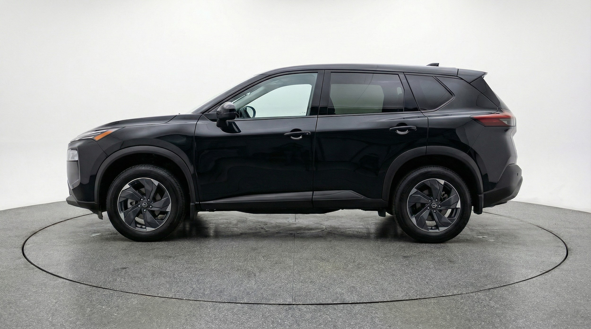 Thumbnail: 2025 Nissan Rogue - 4