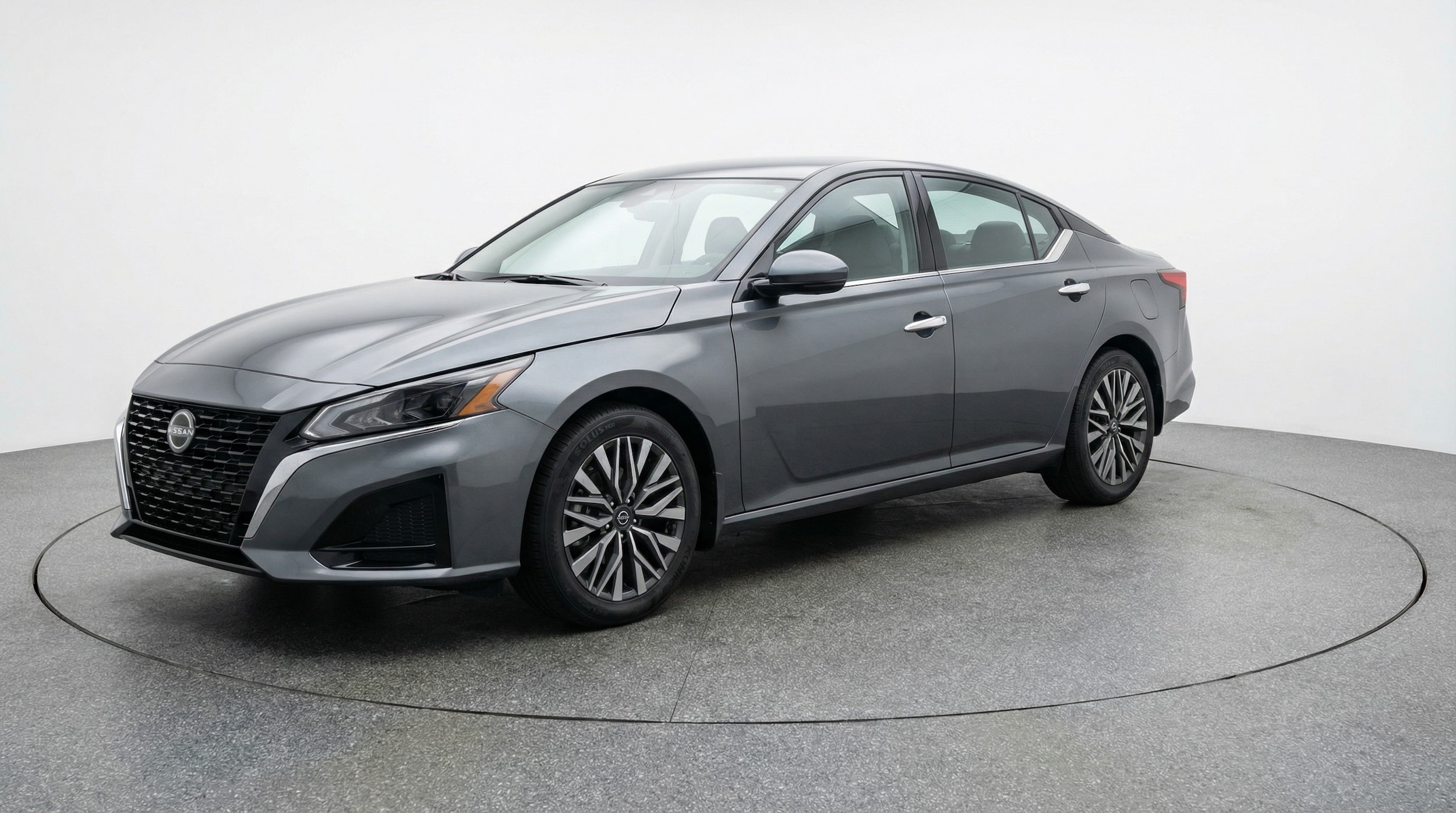 Thumbnail: 2025 Nissan Altima - 3