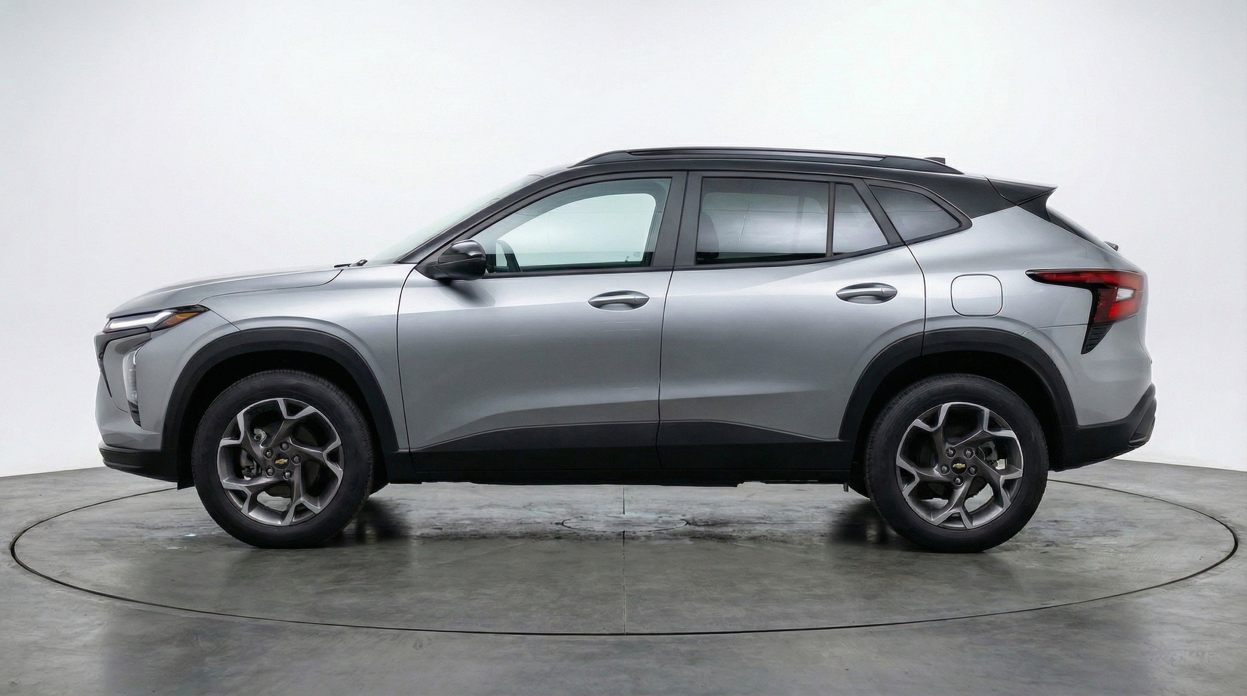 Thumbnail: 2025 Chevrolet Trax - 5