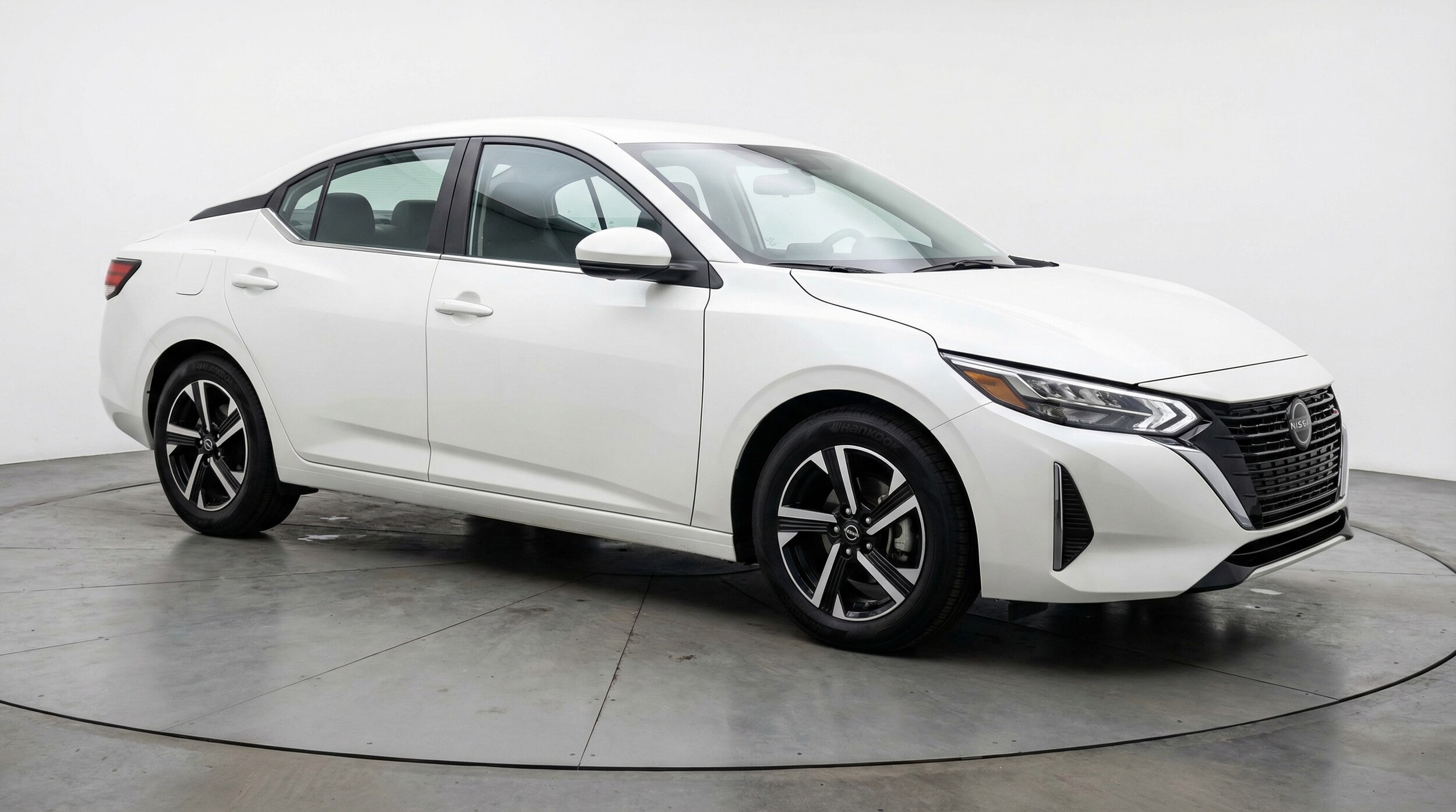 Thumbnail: 2025 Nissan Sentra - 1