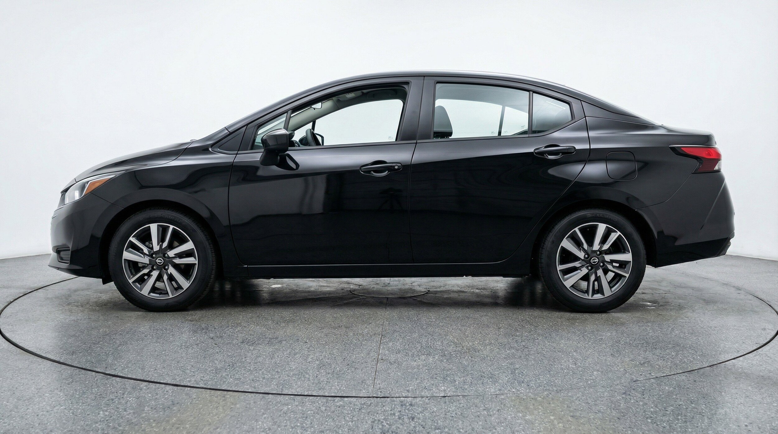 Thumbnail: 2025 Nissan Versa - 5