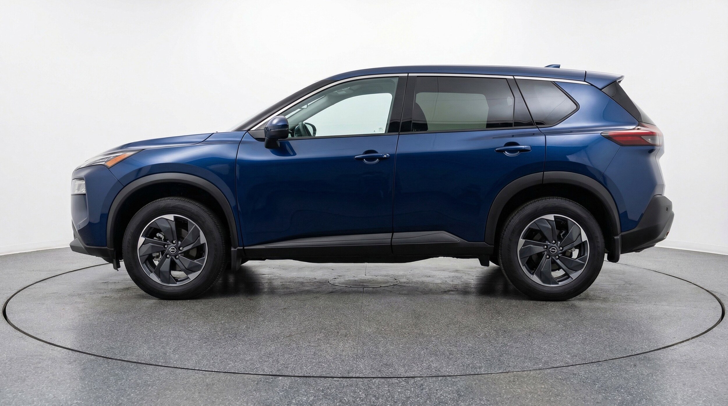 Thumbnail: 2025 Nissan Rogue - 5