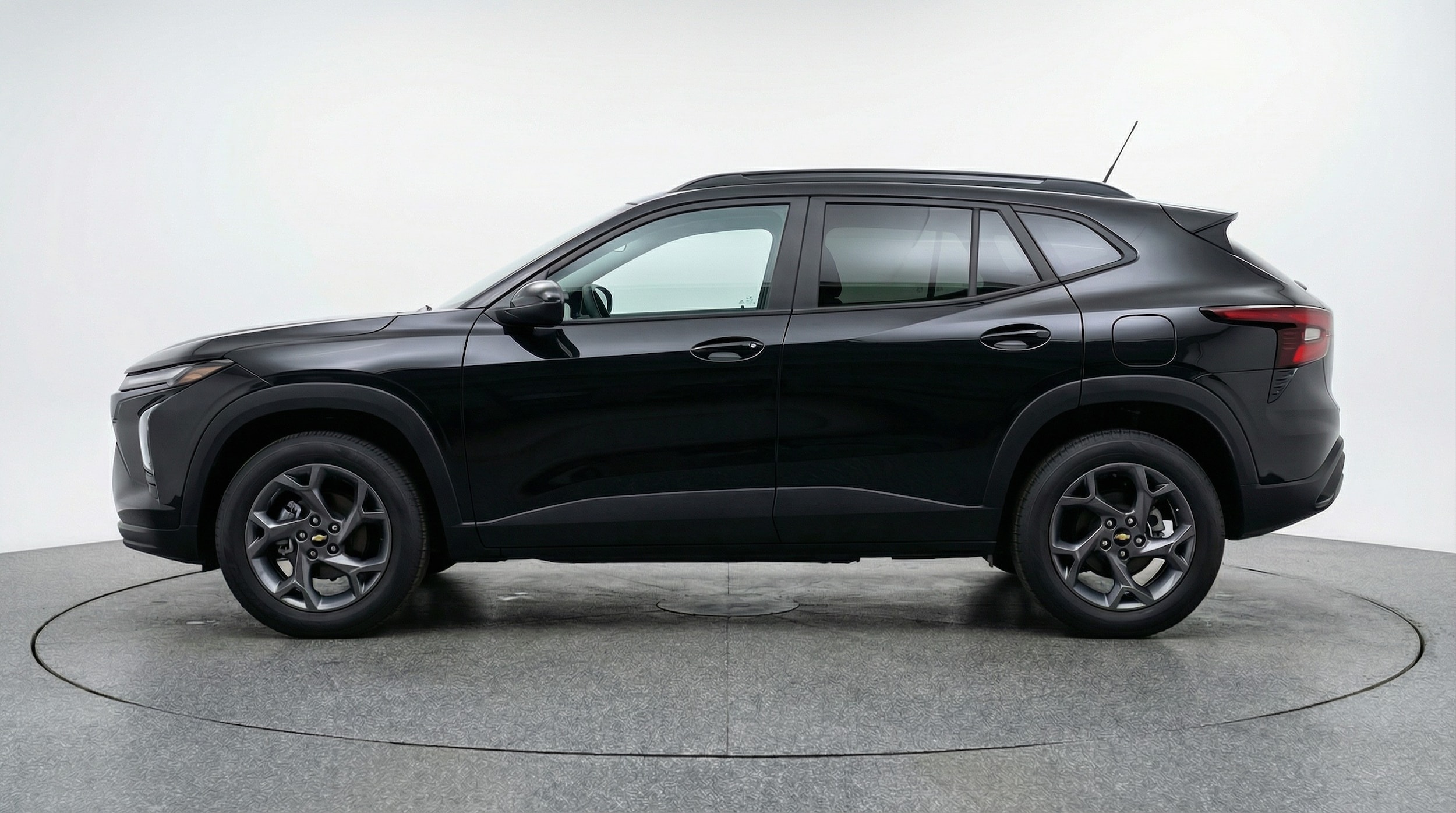 Thumbnail: 2025 Chevrolet Trax - 4