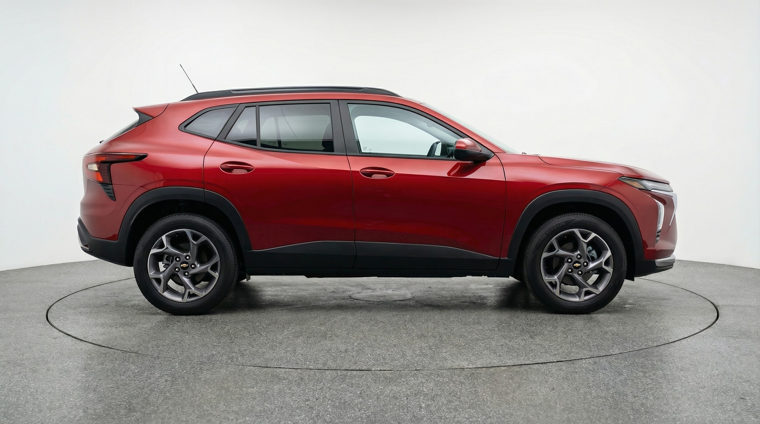 Thumbnail: 2025 Chevrolet Trax - 8