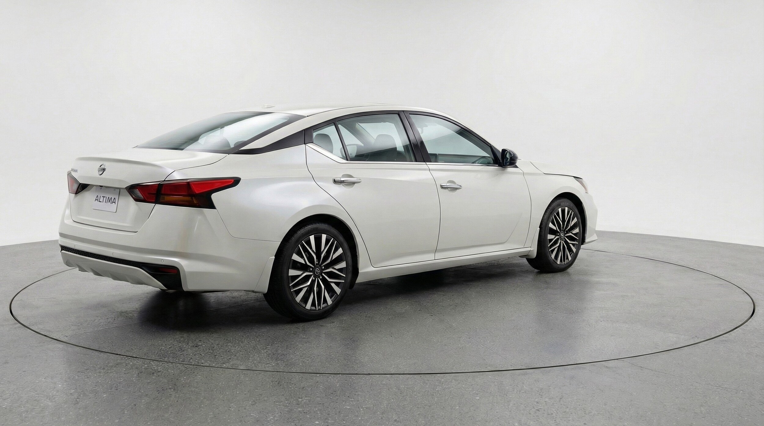 Thumbnail: 2025 Nissan Altima - 9