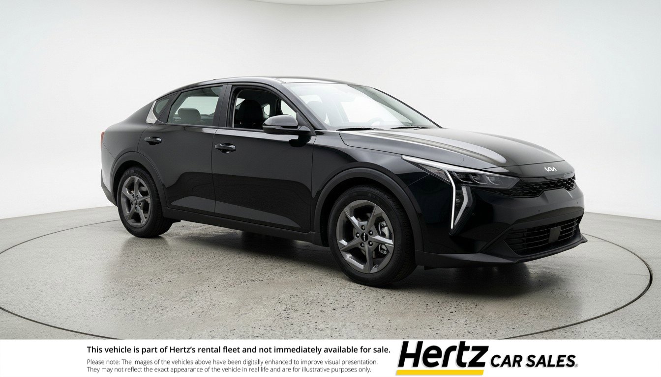 Thumbnail: 2025 Kia K4 - 1