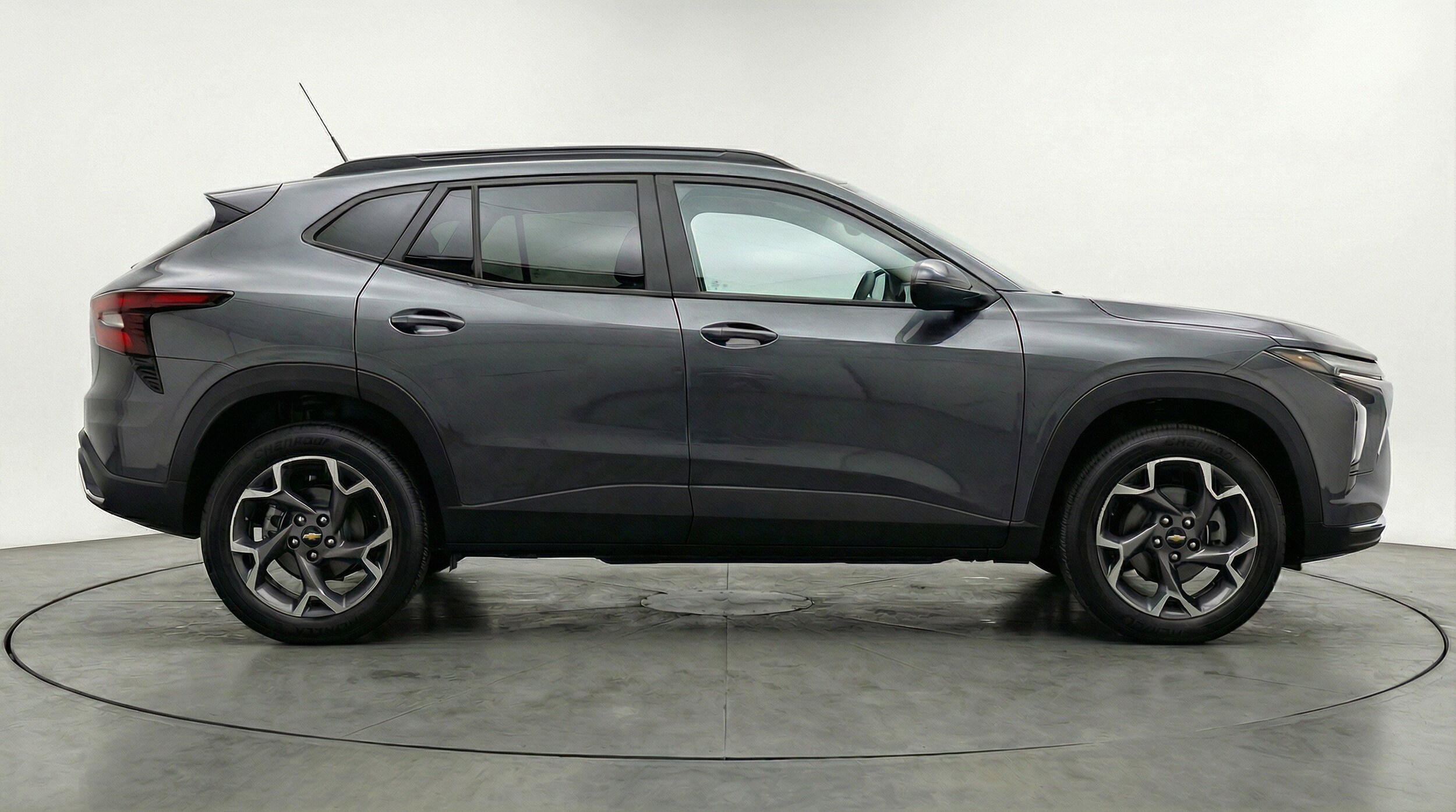 Thumbnail: 2025 Chevrolet Trax - 11