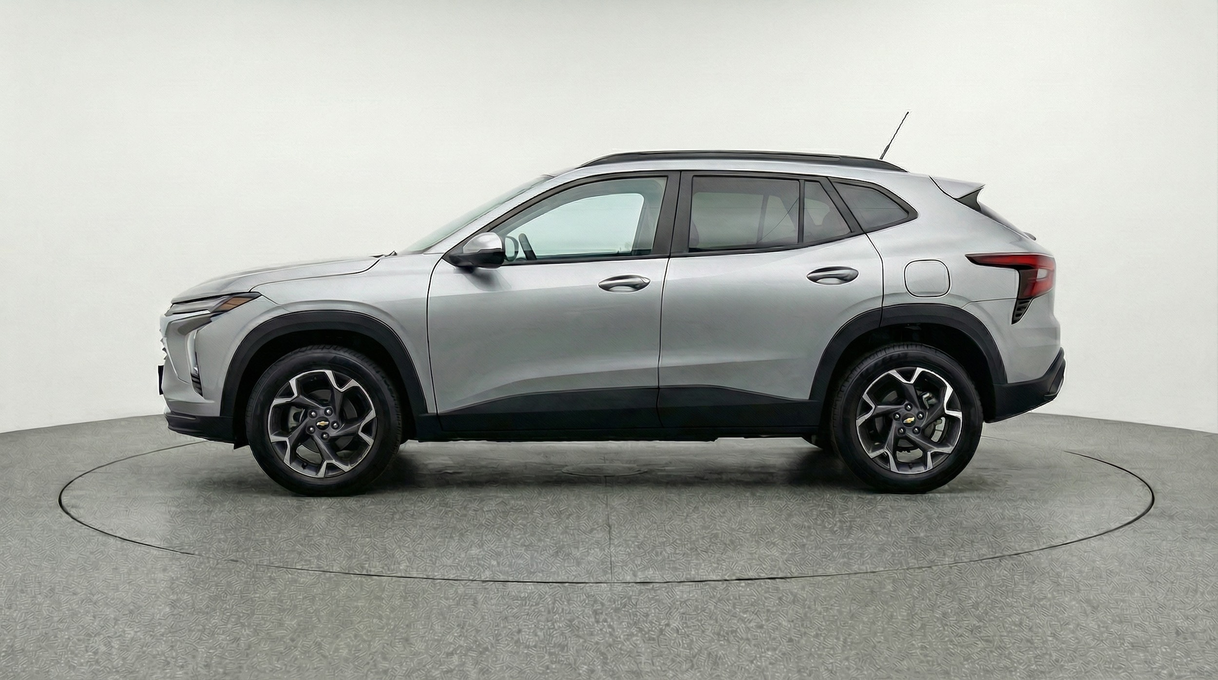 Thumbnail: 2025 Chevrolet Trax - 4