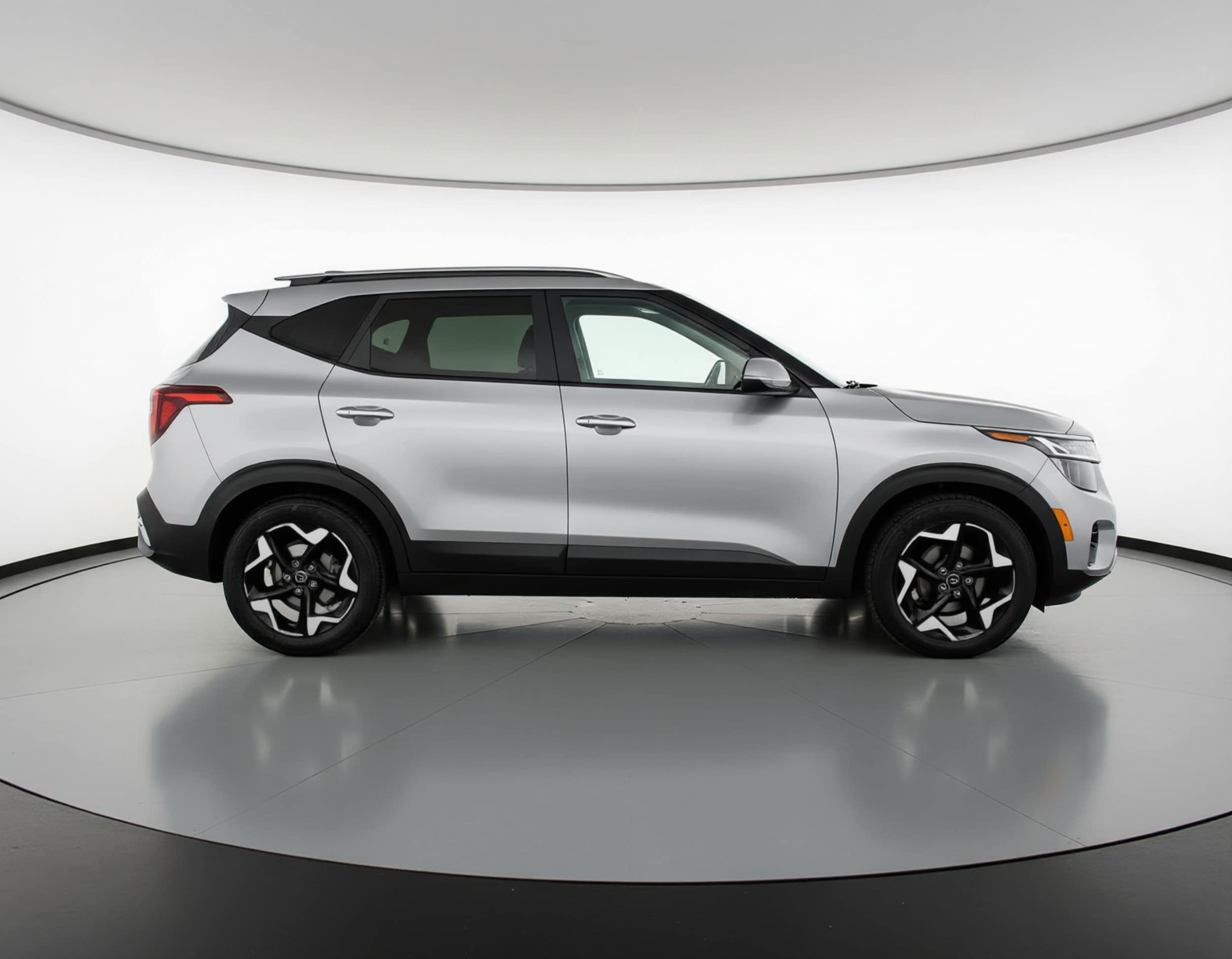 Thumbnail: 2025 Kia Seltos - 8