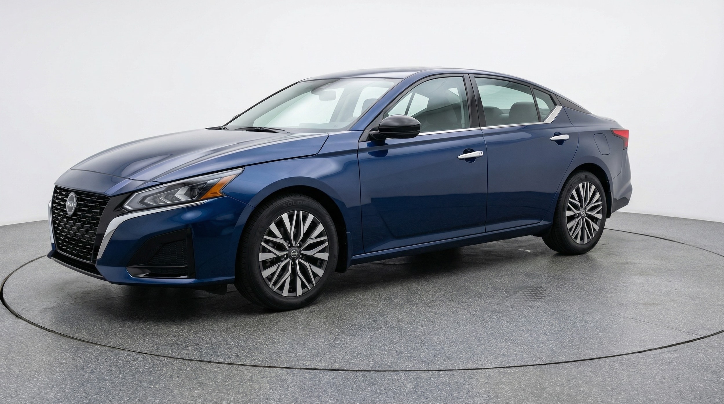 Thumbnail: 2025 Nissan Altima - 3