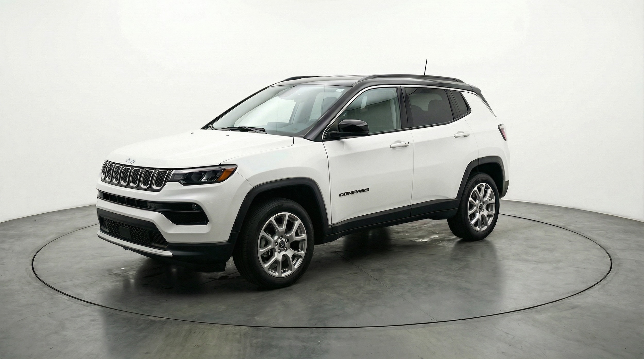 Thumbnail: 2025 Jeep Compass - 3