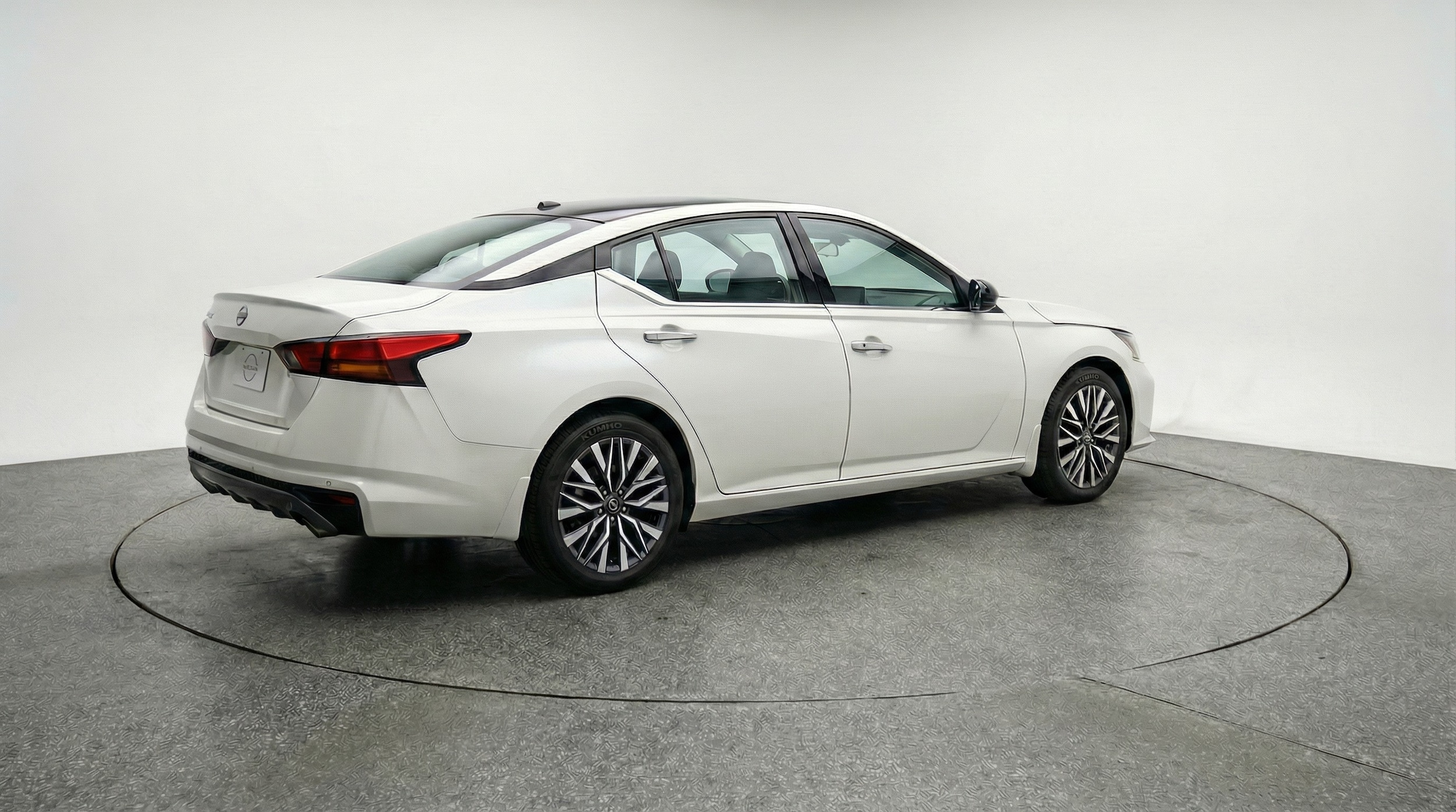 Thumbnail: 2025 Nissan Altima - 7