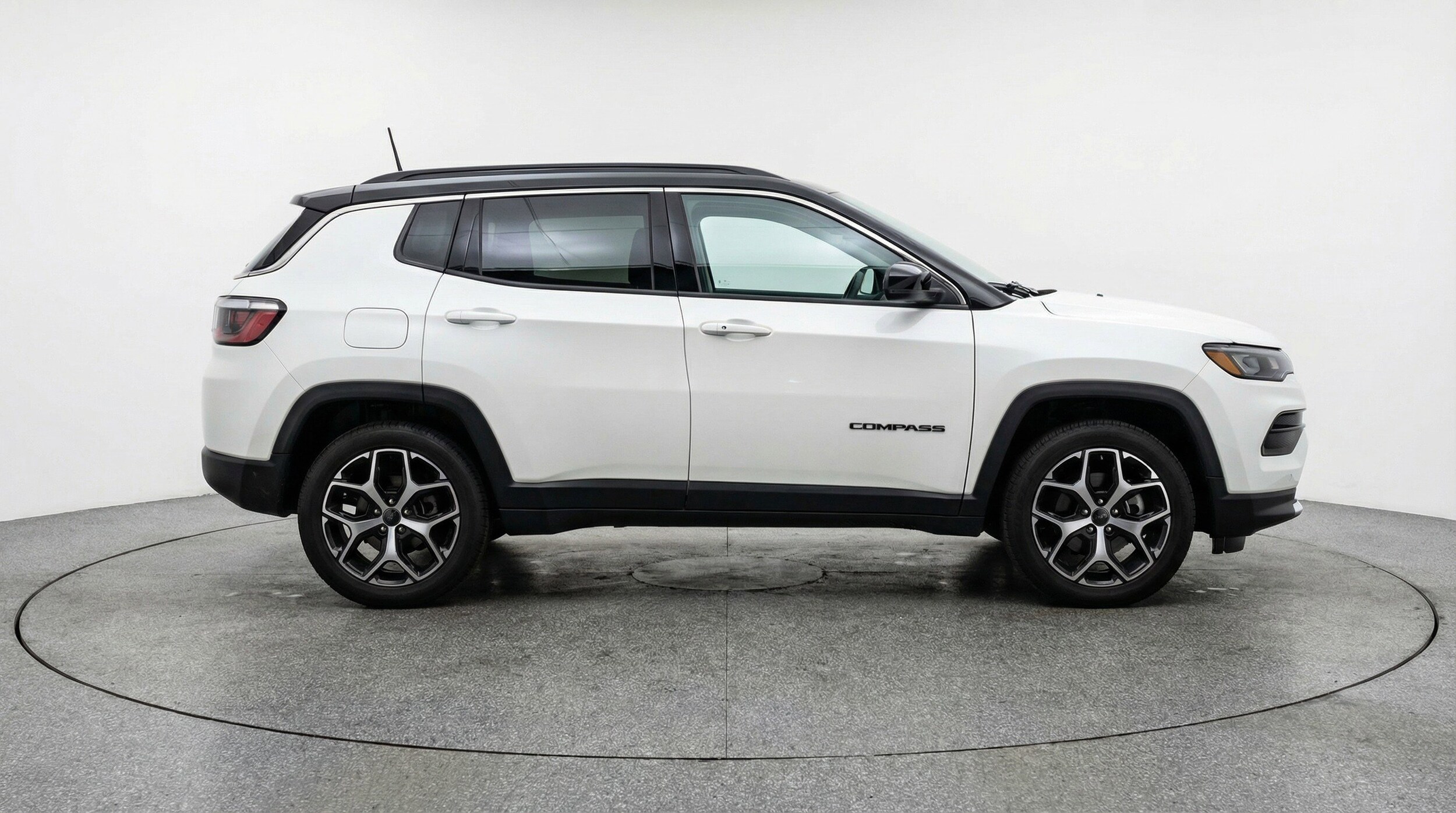 Thumbnail: 2025 Jeep Compass - 11