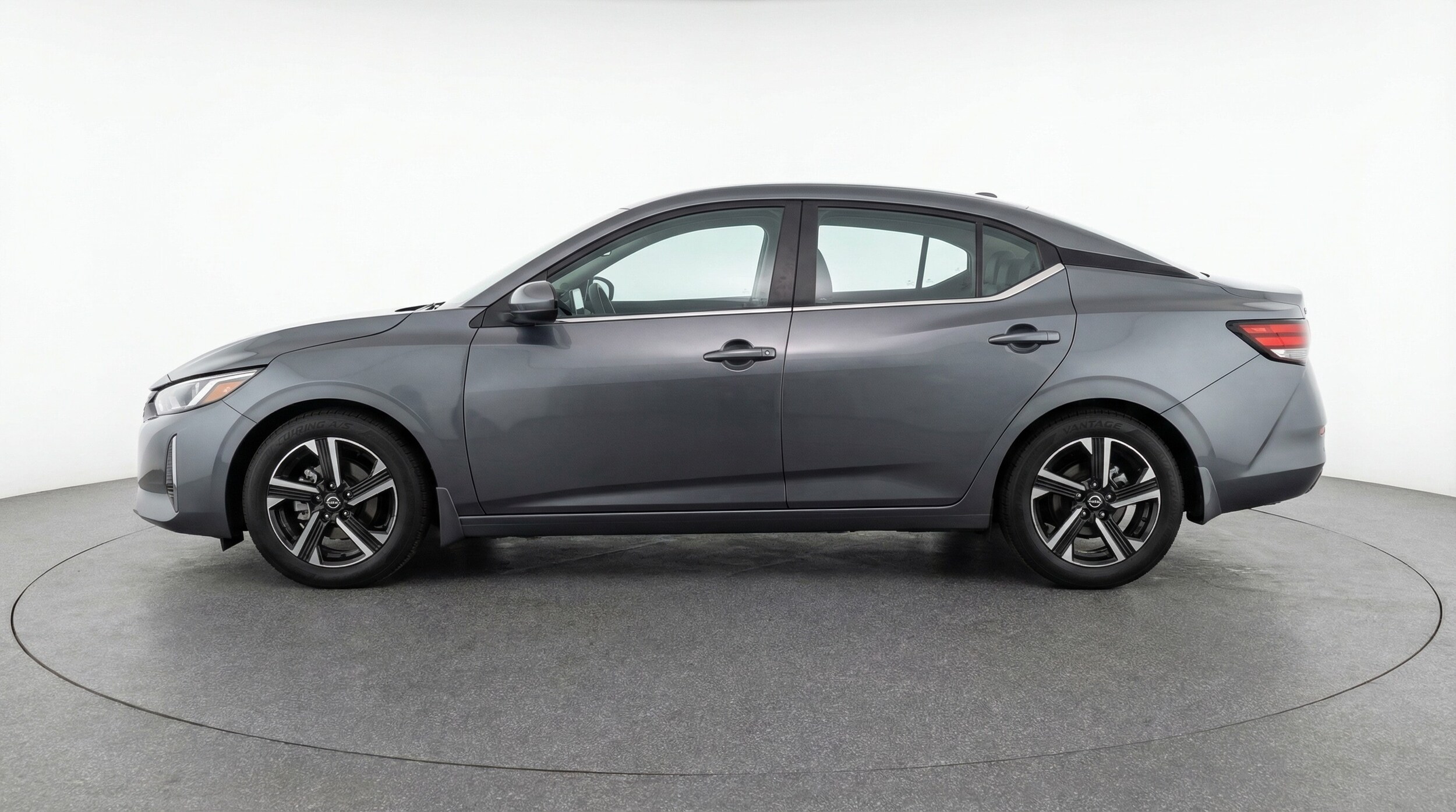 Thumbnail: 2025 Nissan Sentra - 4