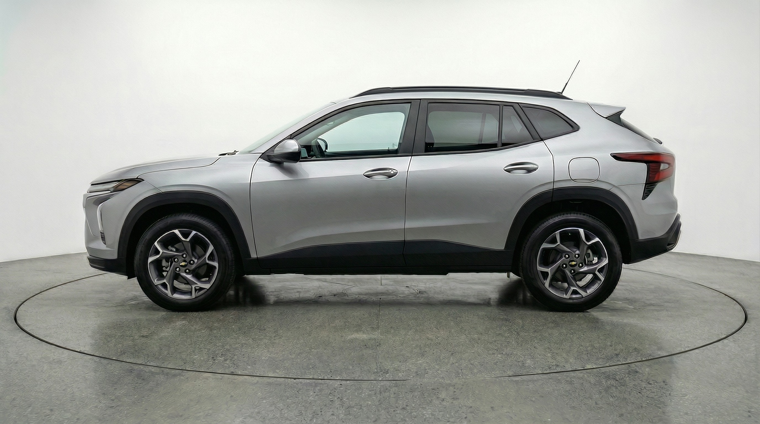 Thumbnail: 2025 Chevrolet Trax - 4