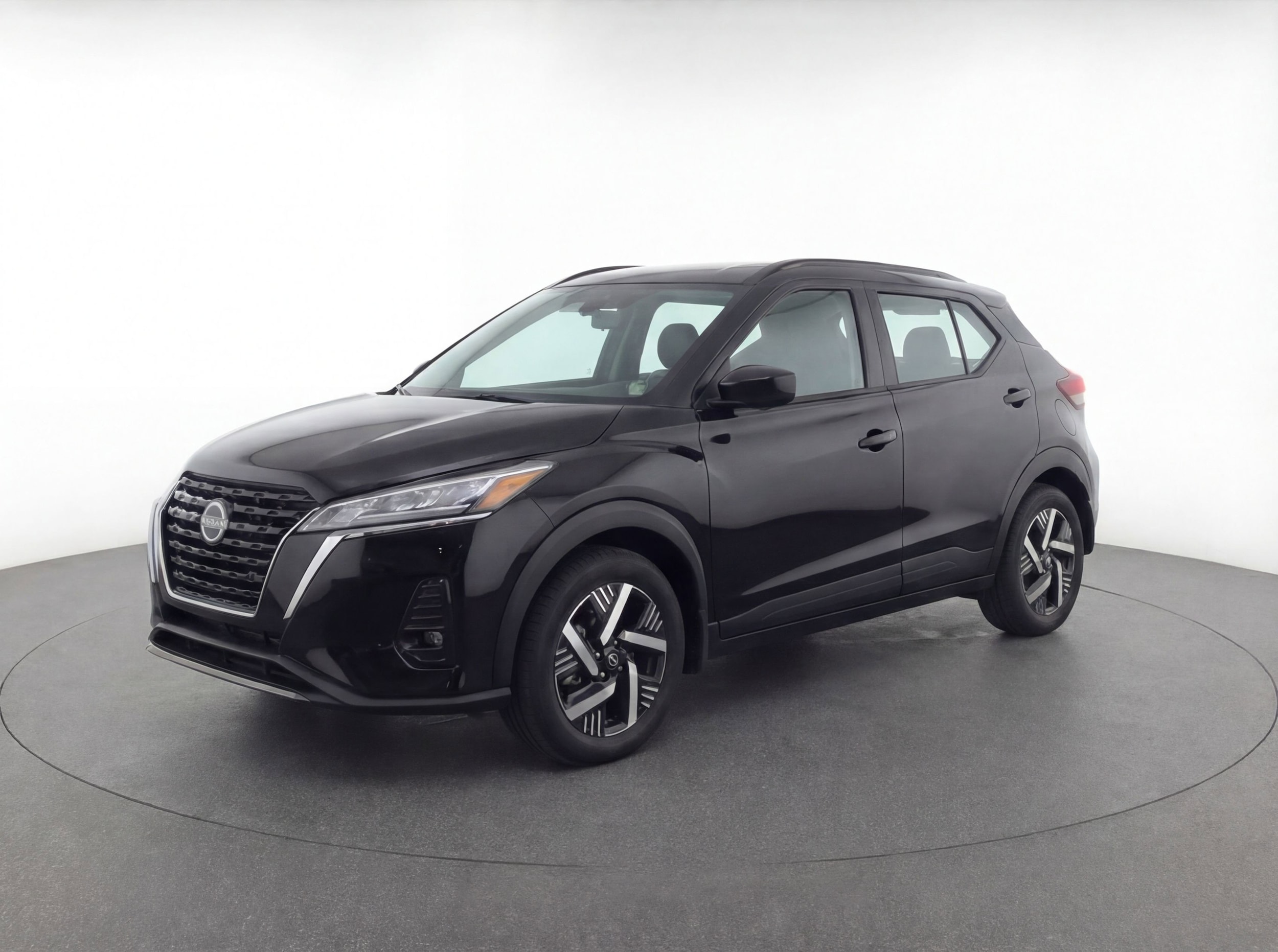 Thumbnail: 2025 Nissan Kicks - 3