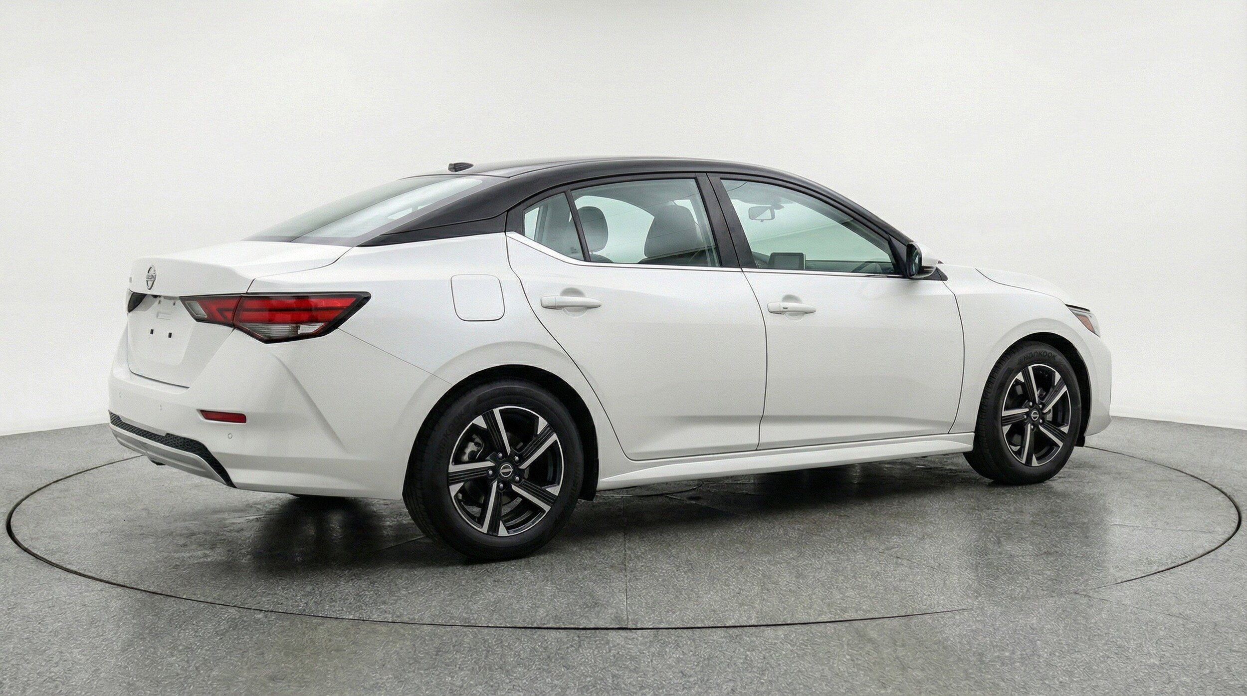Thumbnail: 2025 Nissan Sentra - 9