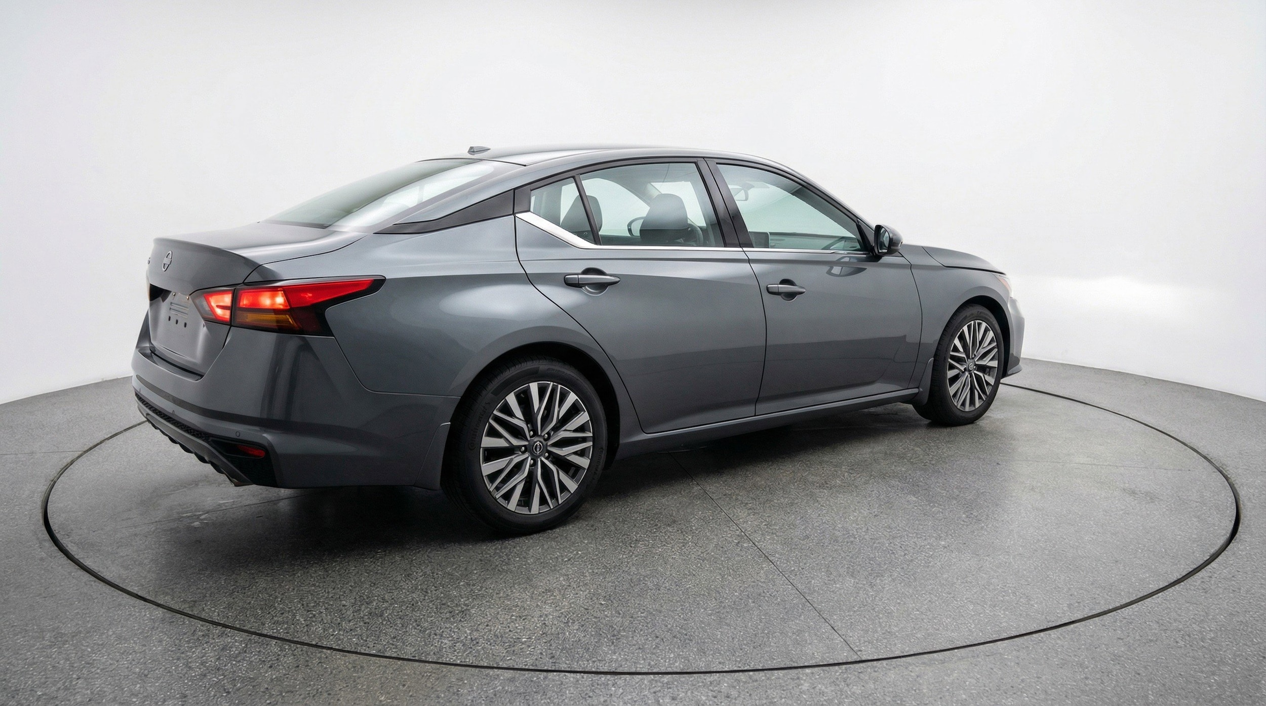 Thumbnail: 2025 Nissan Altima - 9