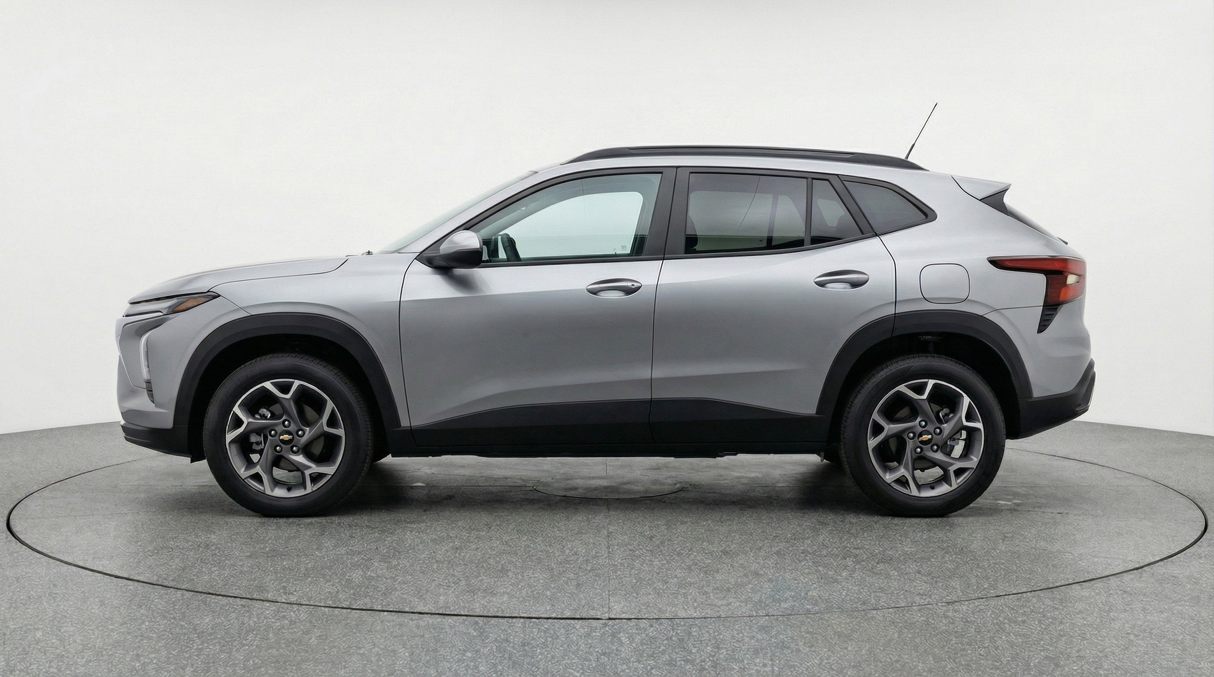 Thumbnail: 2025 Chevrolet Trax - 5